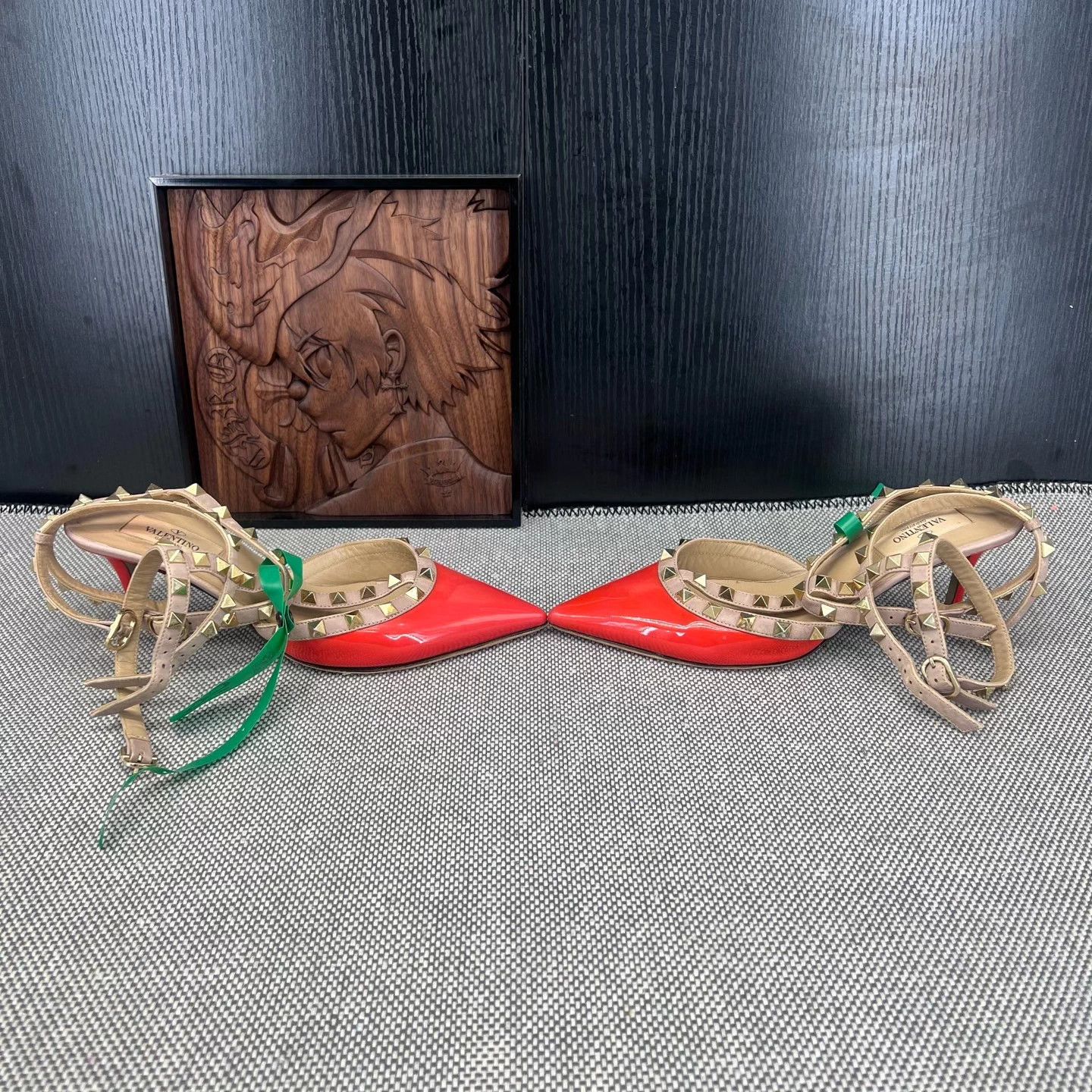 Valentino Valentino Patent Leather Orange Heels Size 37.5 w/ Box Size US 6.5 / IT 36.5 - 3 Thumbnail