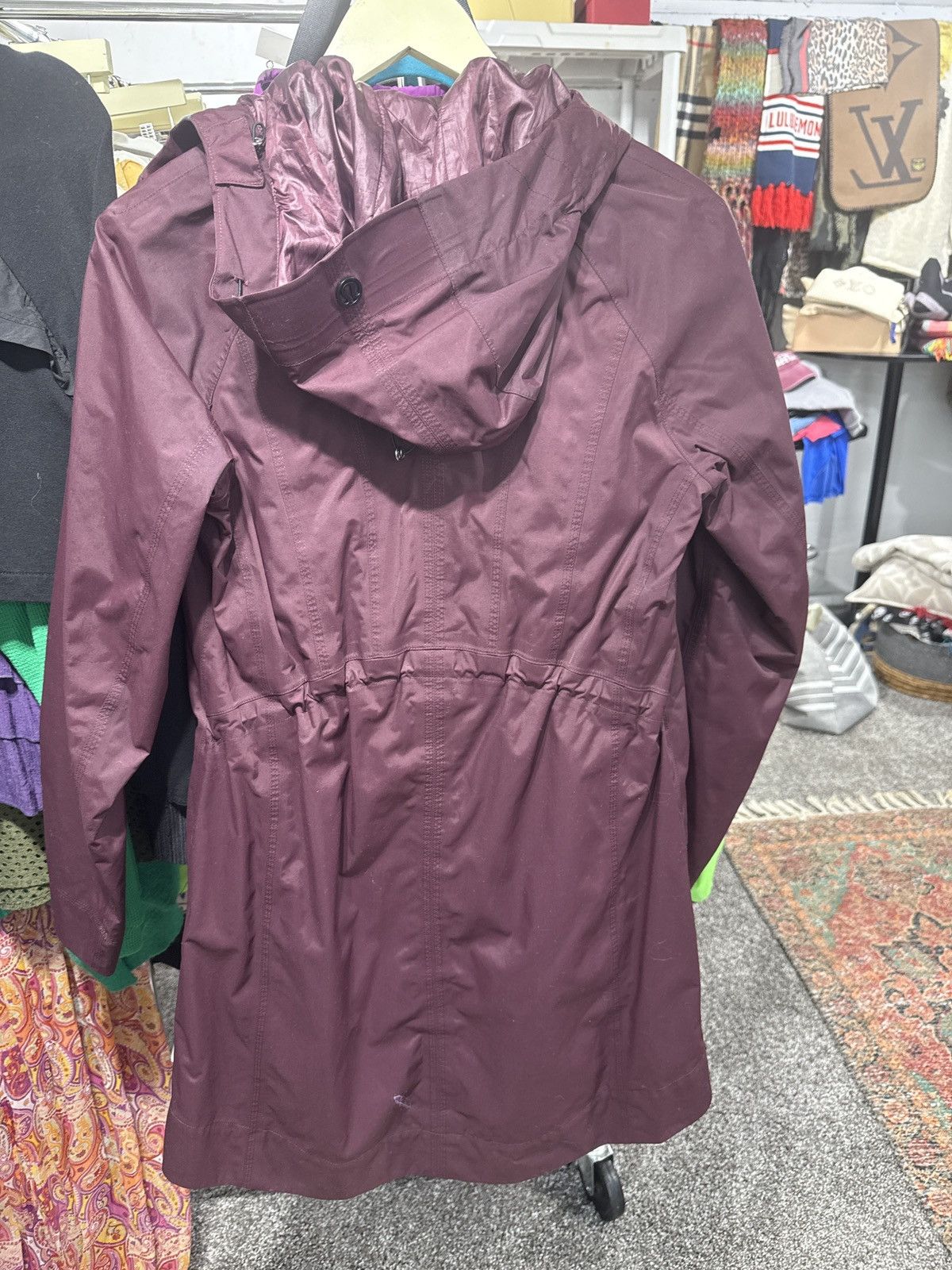 Lululemon Lululemon rain coat Size S / US 4 / IT 40 - 2 Thumbnail