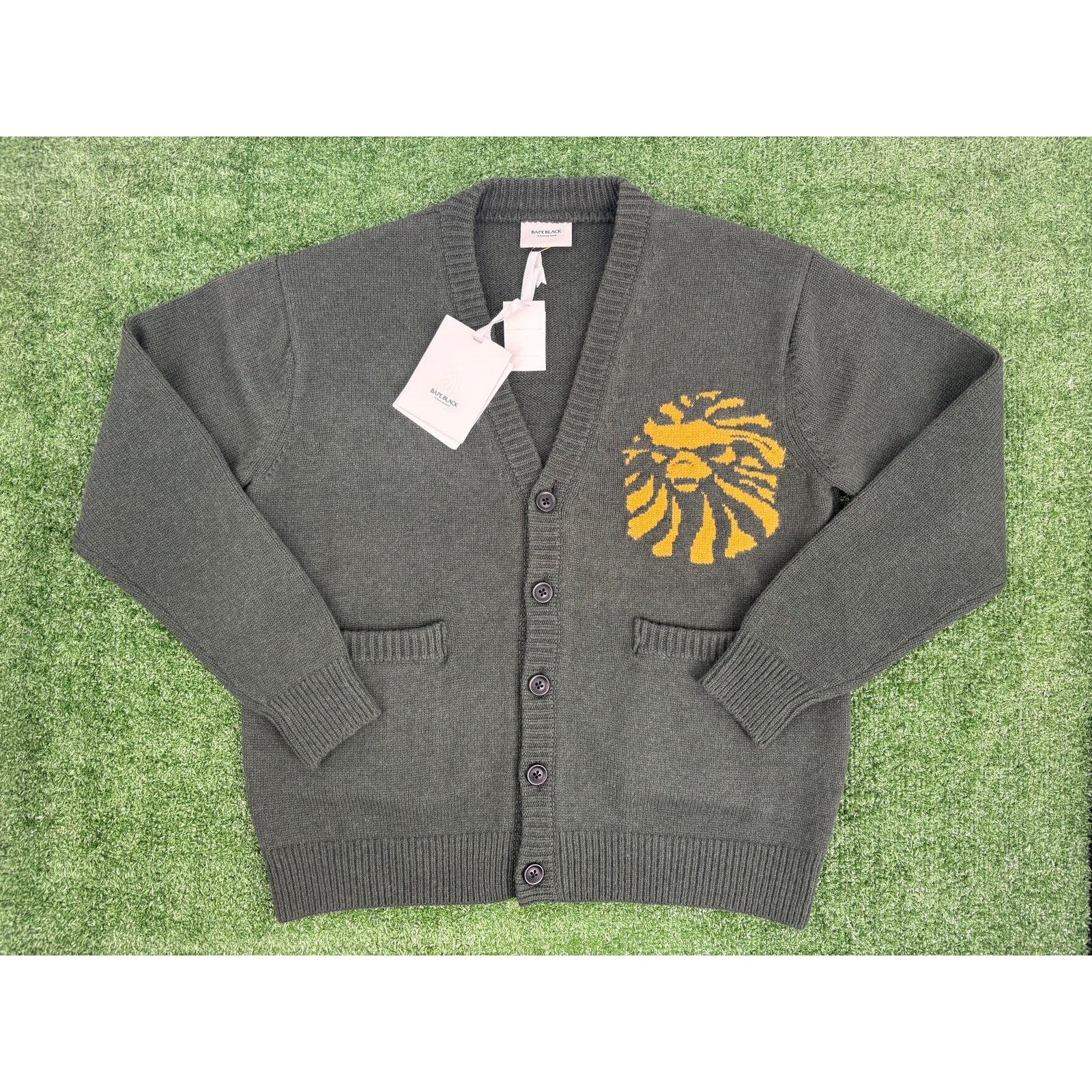 Bape BAPE Black Japan Green College Cardigan Size Medium Size US M / EU 48-50 / 2 - 1 Thumbnail