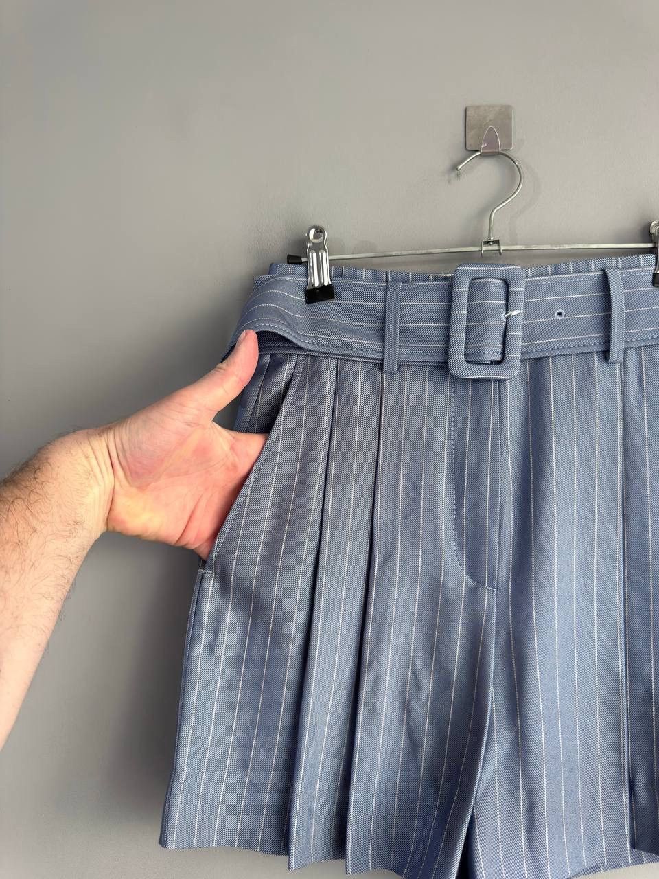 Sandro Sandro Women's Blue Striped High Pleated Shorts, Size 34/XS Size 24" / US 00 / IT 34 - 16 Thumbnail