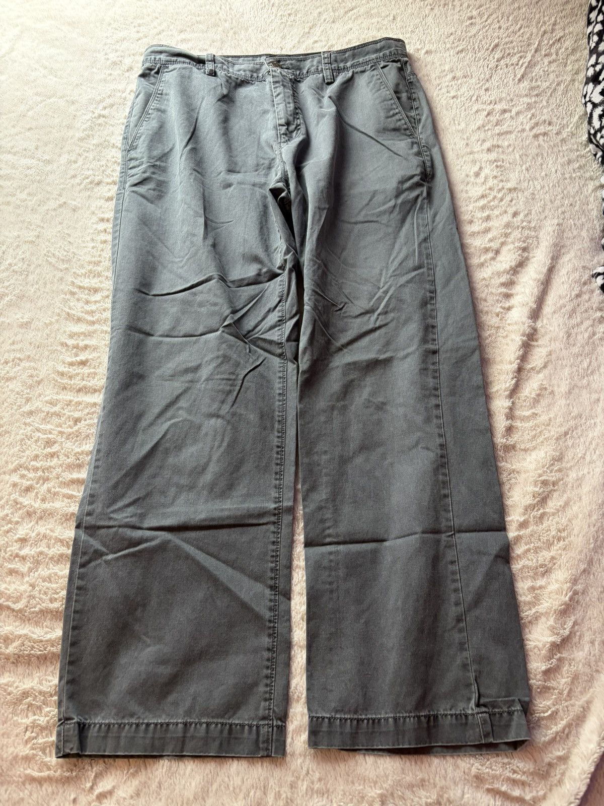 Calvin Klein Calvin Klein 90s faded grey causal pants Size US 34 / EU 50 - 1 Thumbnail