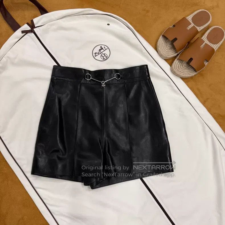 Hermes Hermes Black Sheepskin Waist Ring Short Pants Skirt Size 24" / US 00 / IT 34 - 1 Thumbnail
