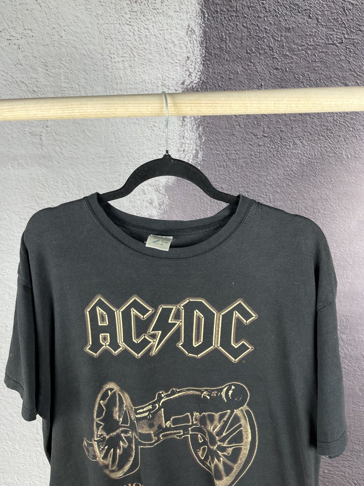 Vintage AC/DC 1999 vintage for those about to rock we salute you tee Size US L / EU 52-54 / 3 - 4 Thumbnail