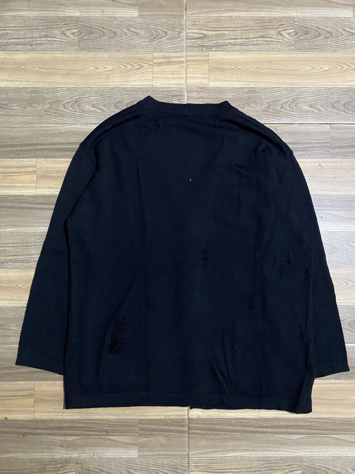 Designer × Salvatore Ferragamo × Vintage SALVATORE FERRAGAMO CARDIGAN DISTRESSED Size S / US 4 / IT 40 - 8 Thumbnail