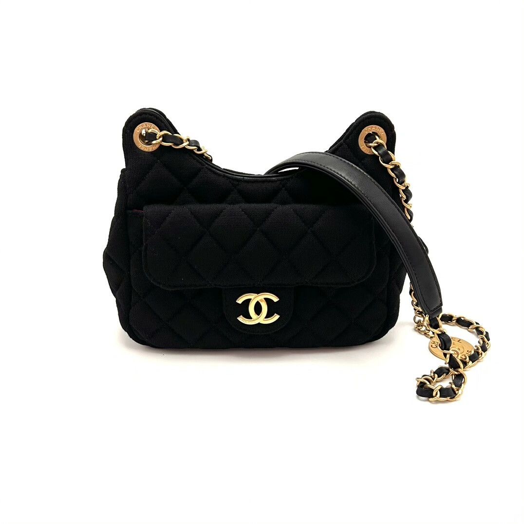 Chanel Pre-loved Bag Very good condition Size ONE SIZE - 1 Thumbnail