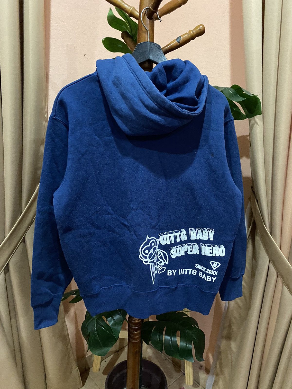 Other VINTAGE Y2K UITTG BABY HOODIE Size US M / EU 48-50 / 2 - 9 Thumbnail