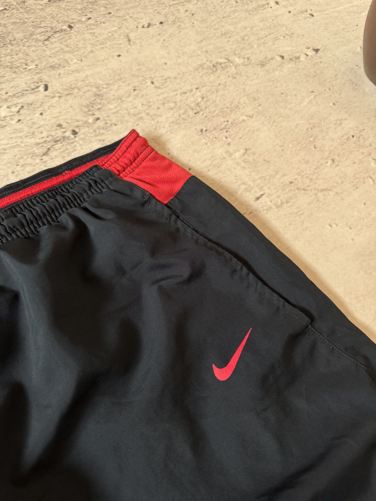 Nike × Vintage NIKE ARSENAL NYLON VINTAGE Y2K BAGGY FIT PANTS SWEATPANTS Size US 34 / EU 50 - 6 Thumbnail