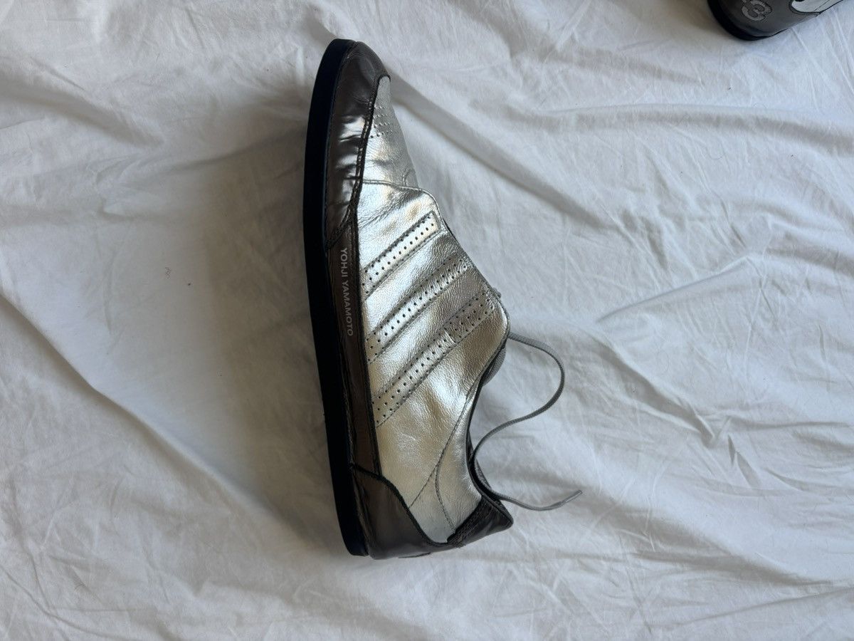 Y-3 Y-3 x Adidas silver metallic sneaker Size US 10.5 / EU 43-44 - 5 Thumbnail