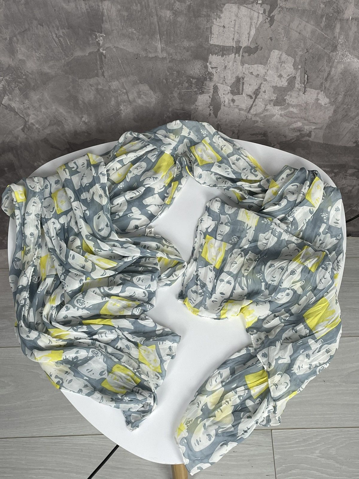 Designer × Japanese Brand Japanese Sexy Logo Mesh Vintage Y2K Scarf Size ONE SIZE - 1 Thumbnail