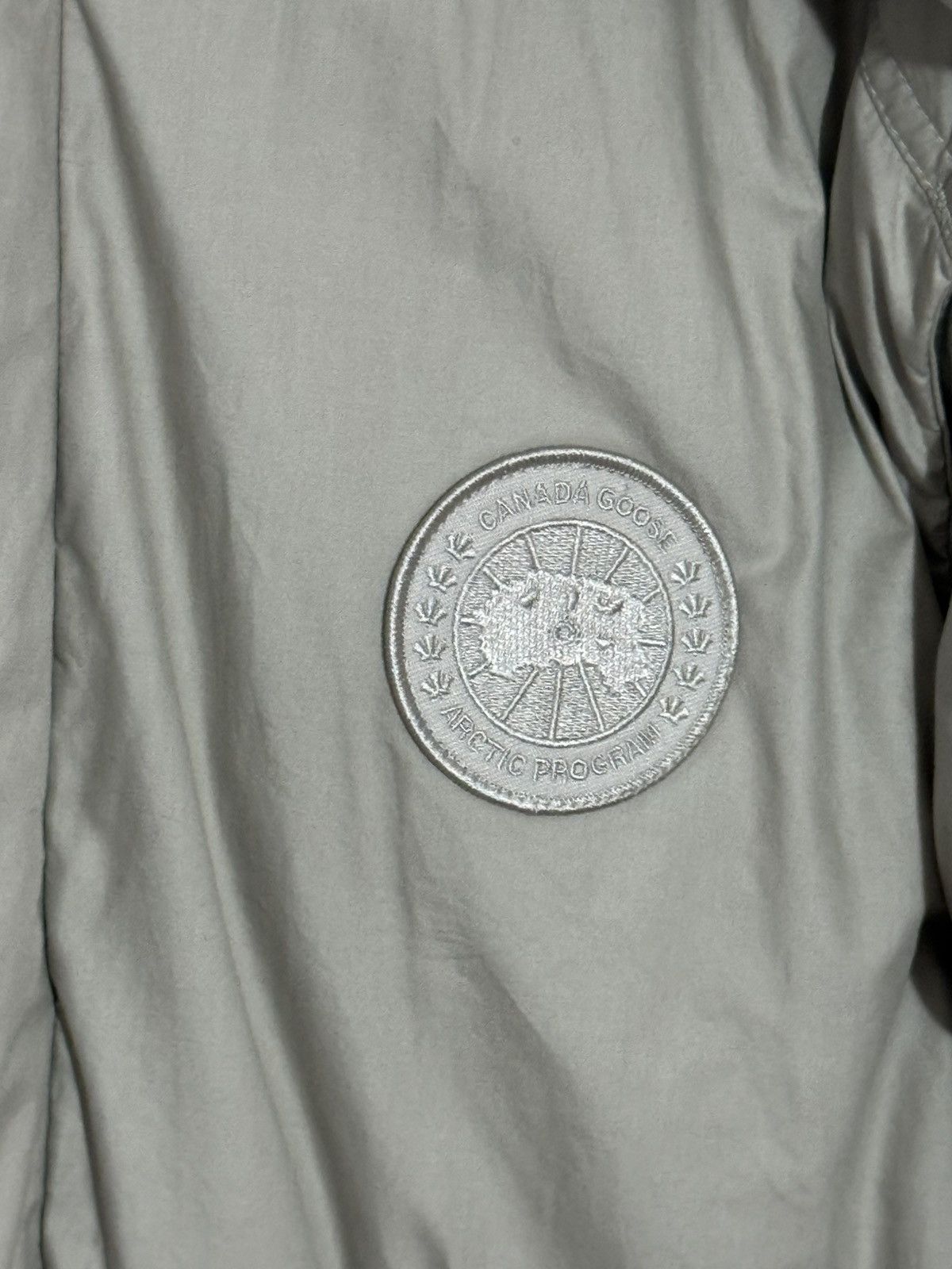 Canada Goose Stunning Canada goose umba puffer bomber jacket hood Size US L / EU 52-54 / 3 - 6 Thumbnail