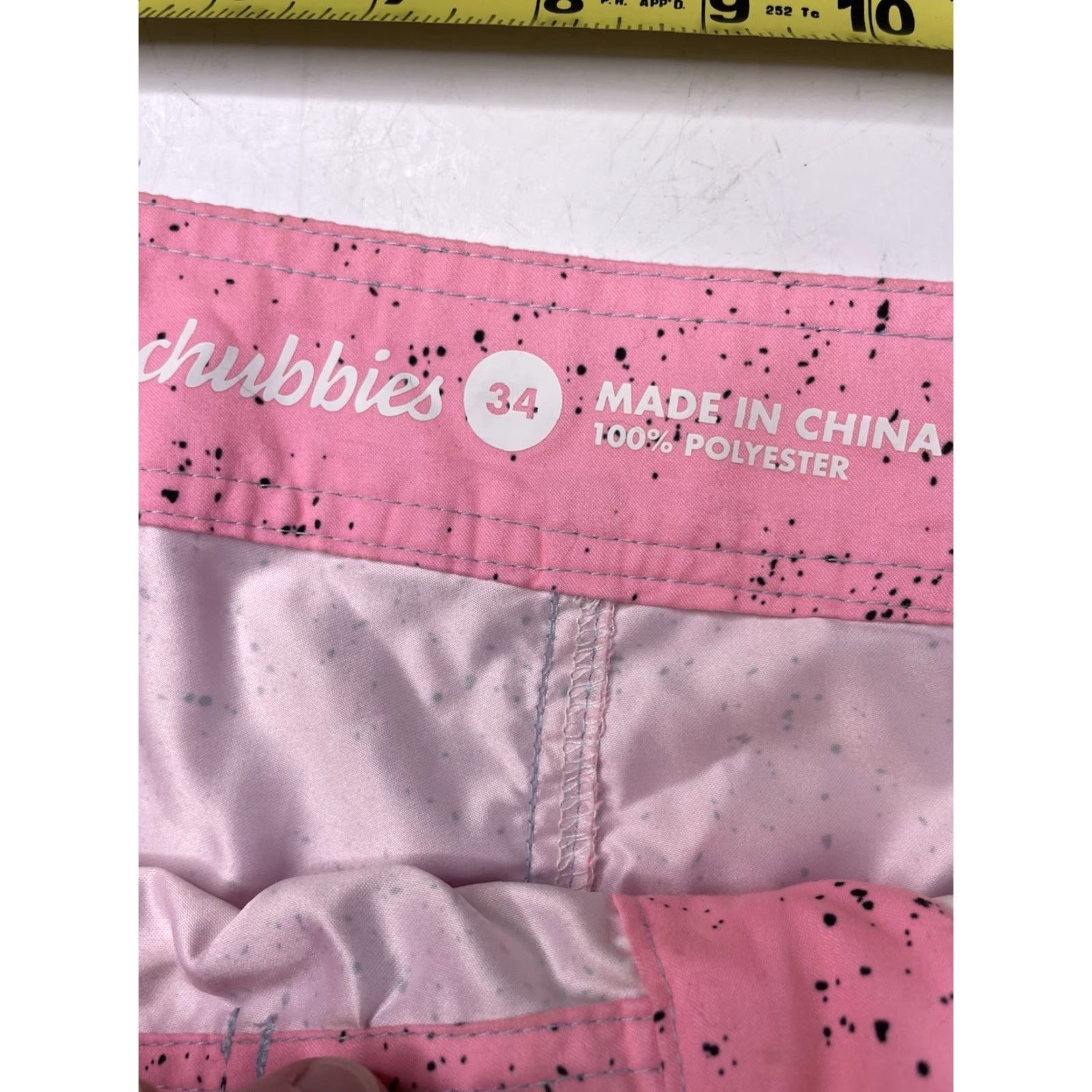 Chubbies Chubbies Mens Unlined Swim Trunks Shorts Drawstring 7” Inseam Size 34 Neon Ombré Multicolor Camouflage? Size US 34 / EU 50 - 4 Thumbnail