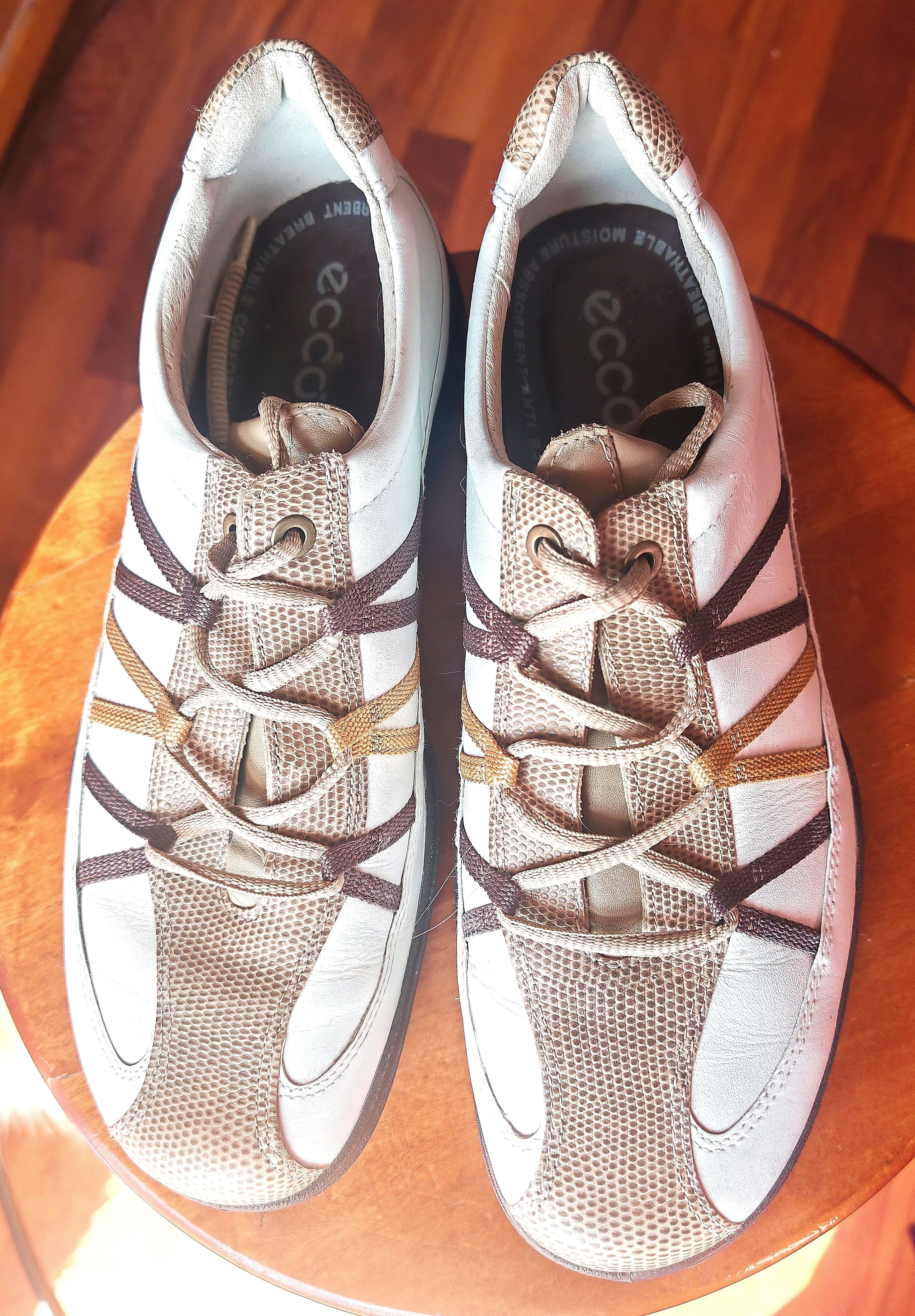 Ecco ECCO Women's casual Pitch Hyromax Golf Shoes size EUR 40 Size US 9.5 / IT 39.5 - 3 Thumbnail