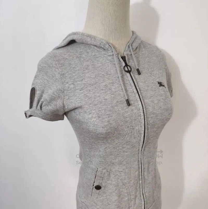Burberry Burberry Gray Cotton Women's T-Shirt for Summer. Size M / US 6-8 / IT 42-44 - 4 Thumbnail