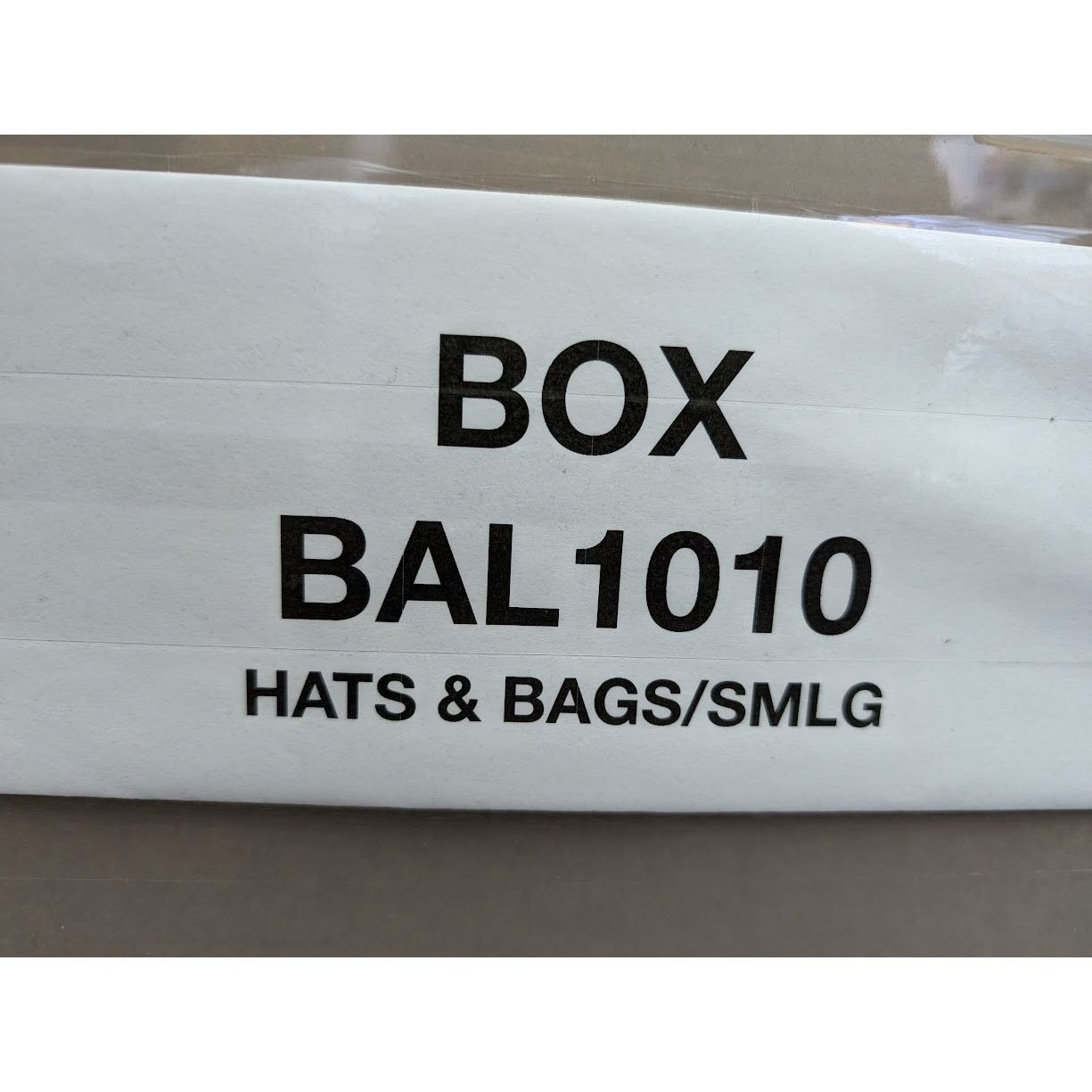 Balenciaga o1rshd1 Q:2 / Size: S / Hat / Cap in White Size ONE SIZE - 22 Thumbnail