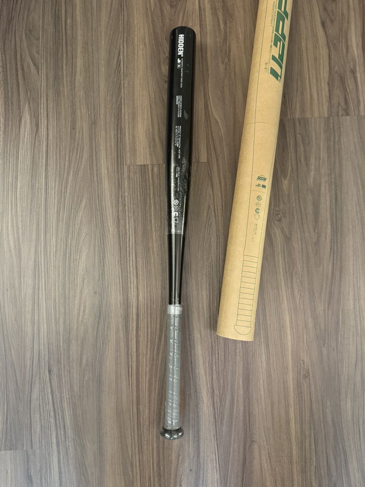 HIDDEN Hidden NY Baseball Bat 30” Black One Size Streetwear Size ONE SIZE - 3 Thumbnail