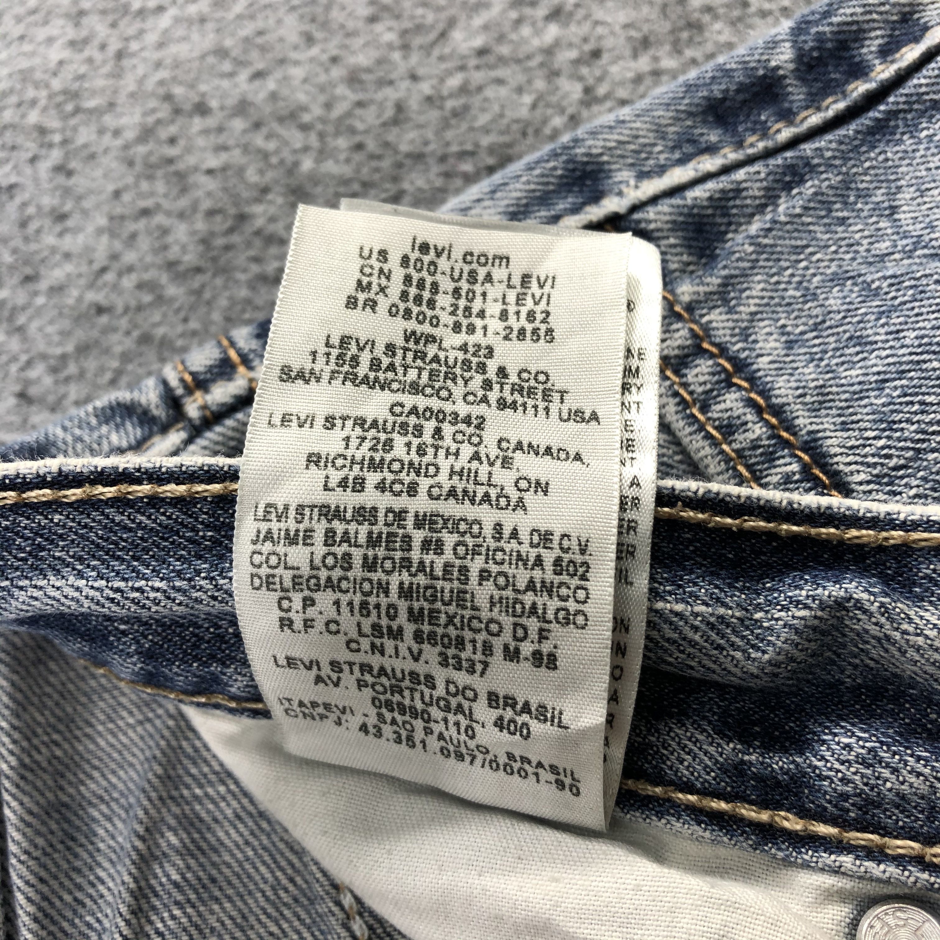 Levi's Vintage Levis 559 Jeans Faded Blue Denim-J1109 Size US 31 - 12 Thumbnail