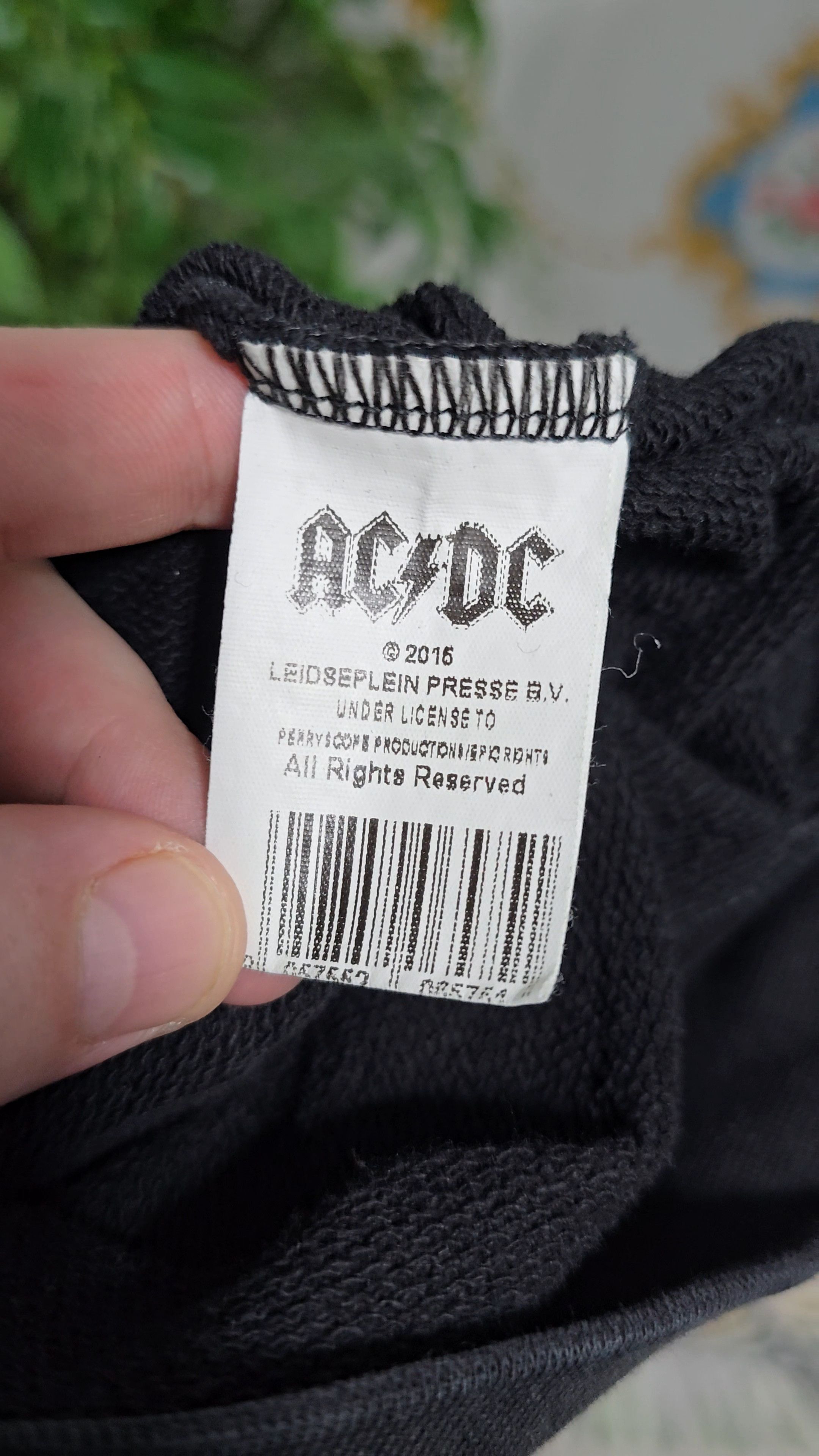 AC/DC AC DC official size Large VINTAGE made in Italy Size US L / EU 52-54 / 3 - 8 Thumbnail