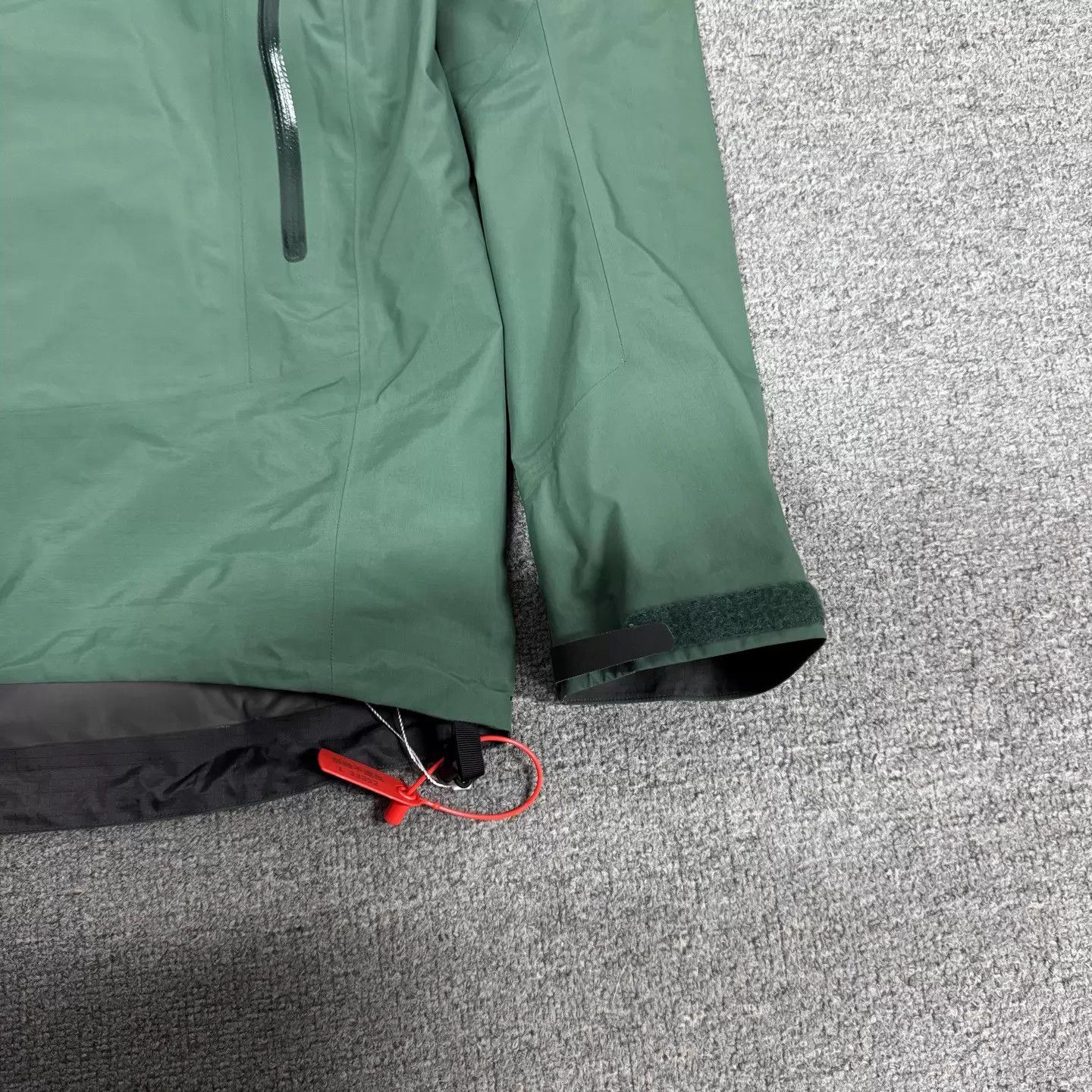 Arc'teryx Arcteryx hooded shell jacket M 99 new Size US M / EU 48-50 / 2 - 3 Thumbnail