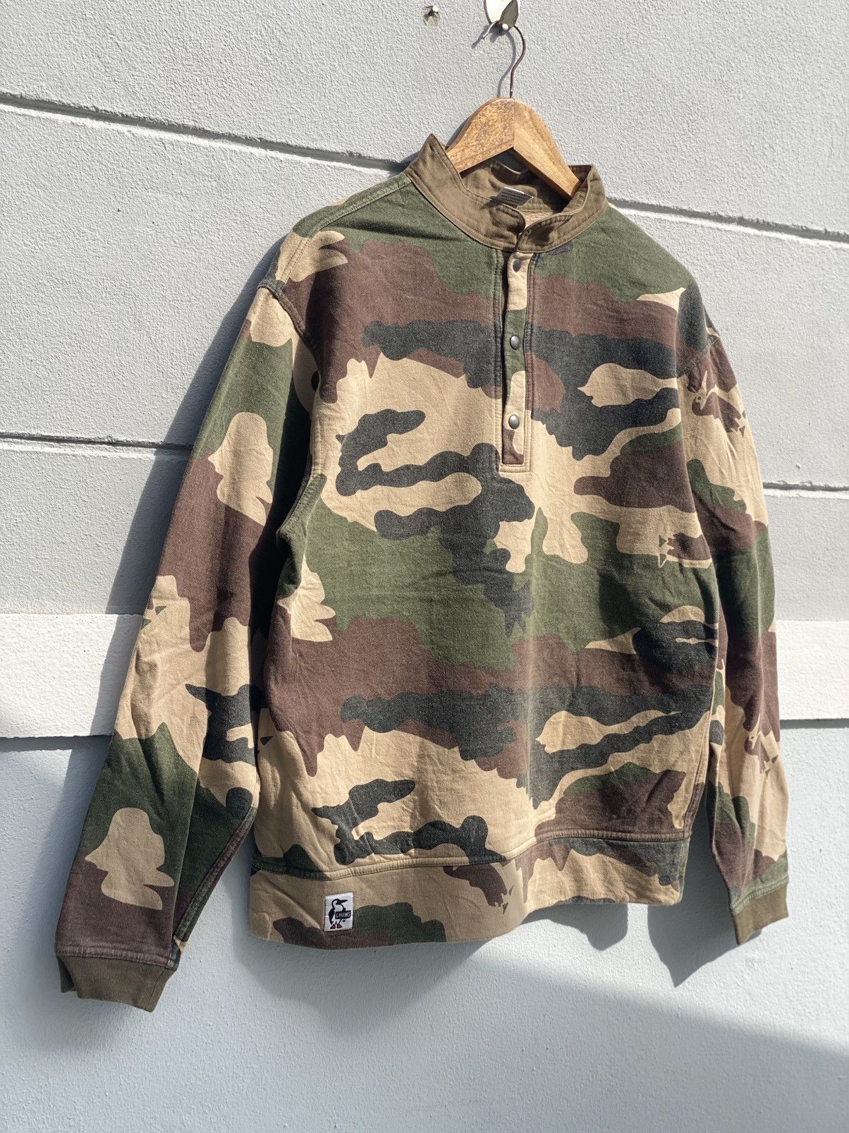 Chums Vintage Chums Camo Design Outdoor Brand Hiking Sweatshirt Size US L / EU 52-54 / 3 - 3 Thumbnail