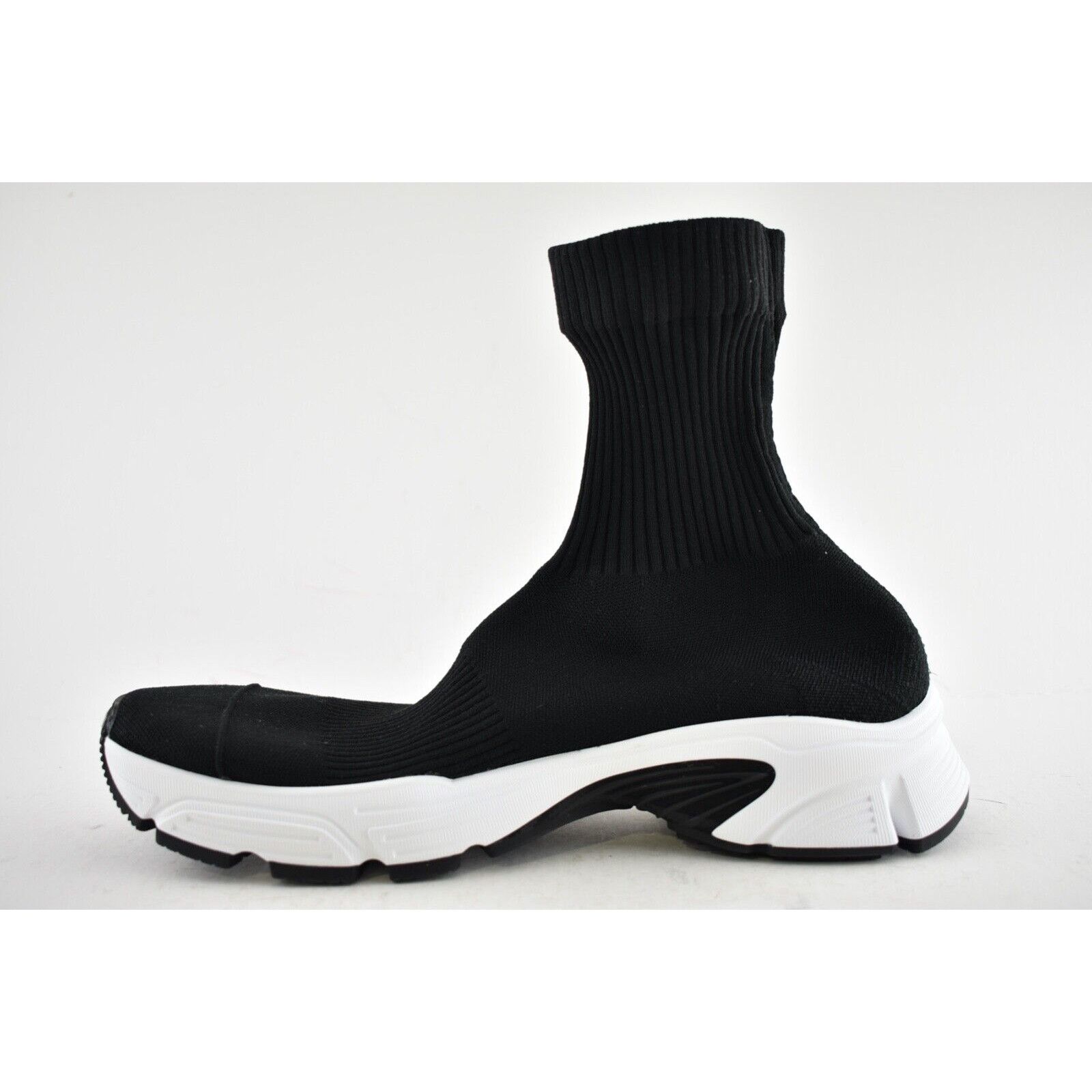 Balenciaga Balenciaga Speed 3.0 Sock White Black High Top Sneakers 41 Size US 11 / IT 41 - 7 Thumbnail