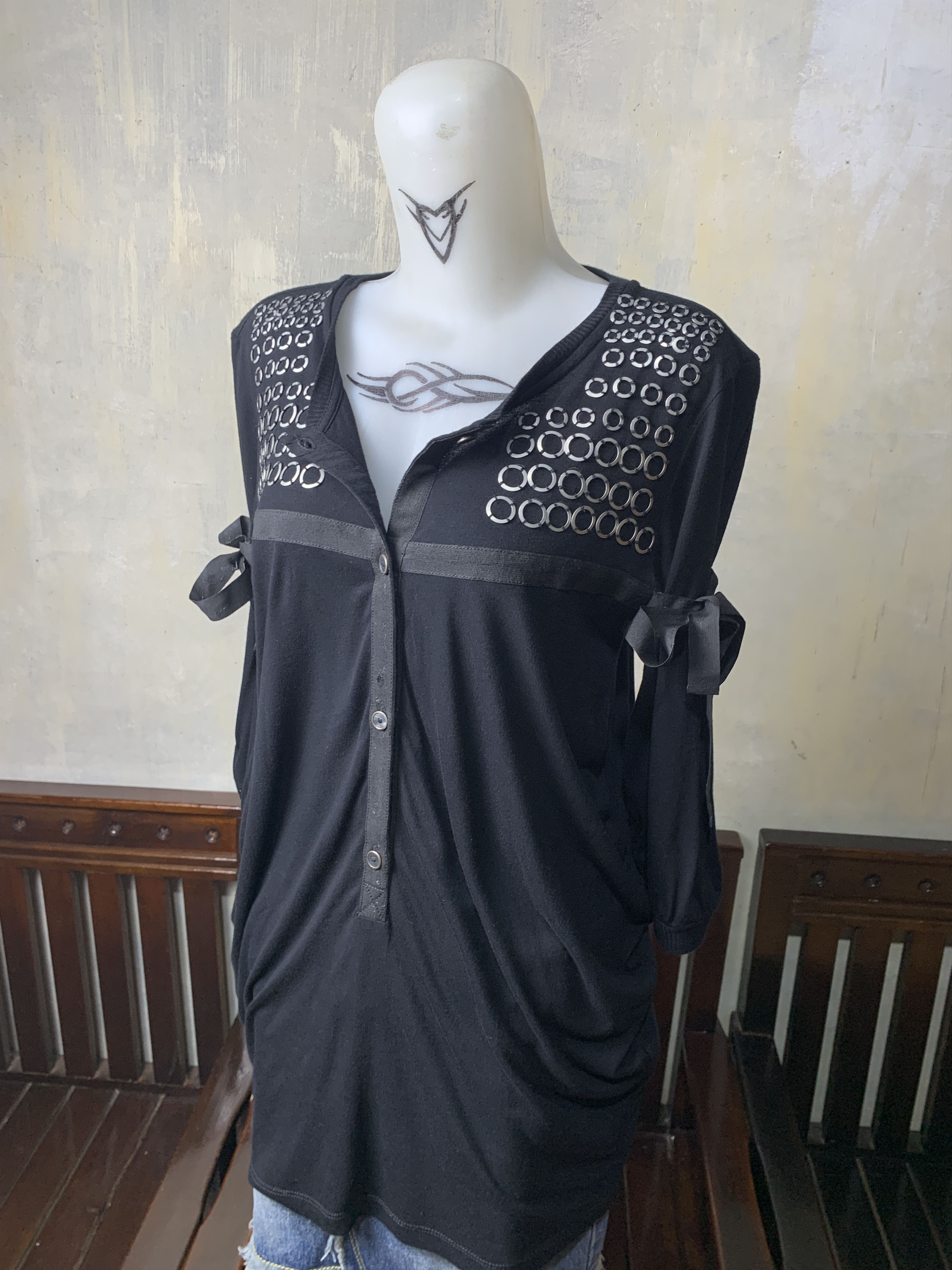 Diesel Black Gold Diesel Black Gold Cross Lace Viscose Blouse (Fit M) Size M / US 6-8 / IT 42-44 - 2 Thumbnail