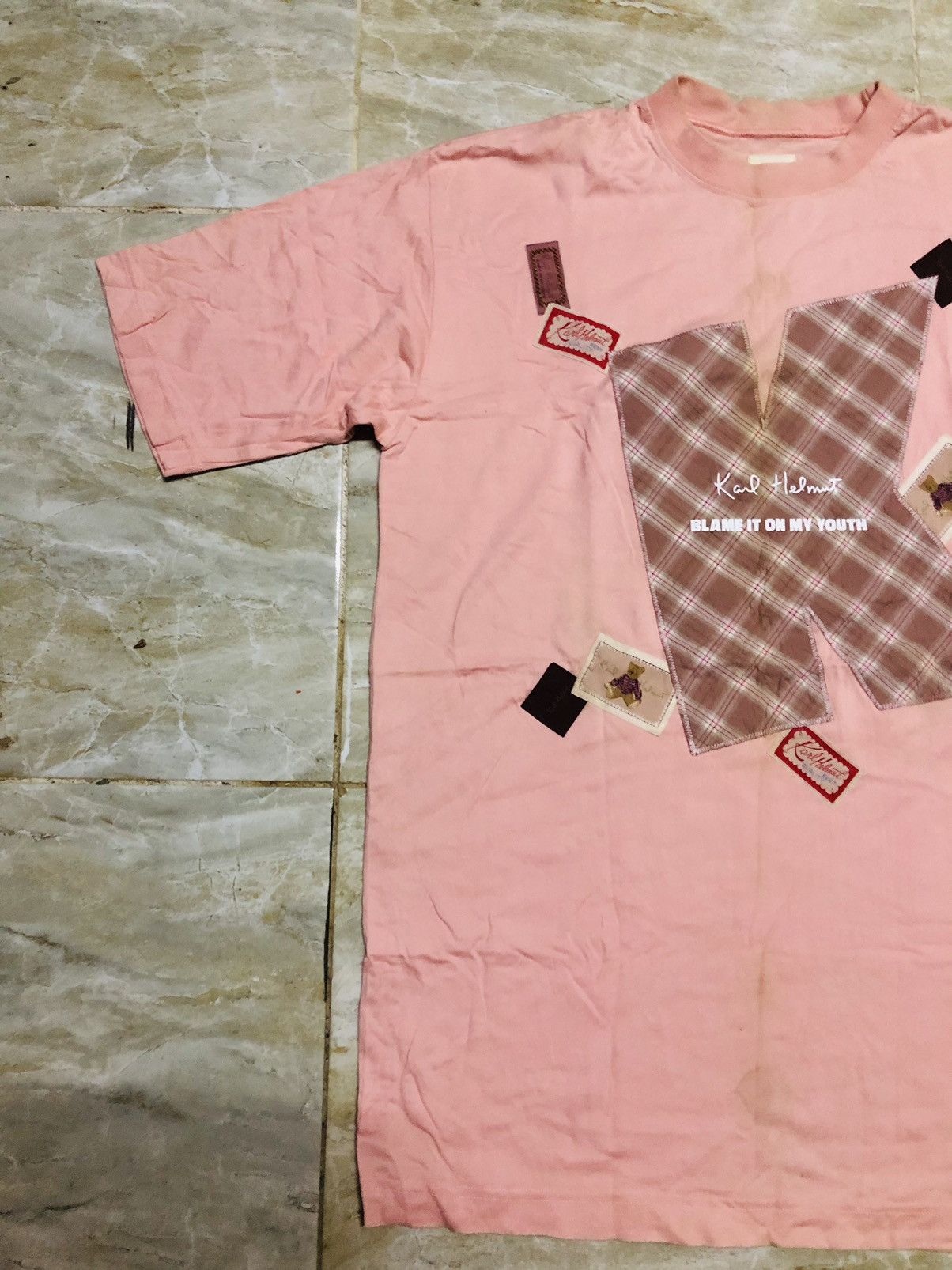Japanese Brand Karl Helmut Sewn Patch Logo T-Shirt Size US L / EU 52-54 / 3 - 8 Thumbnail