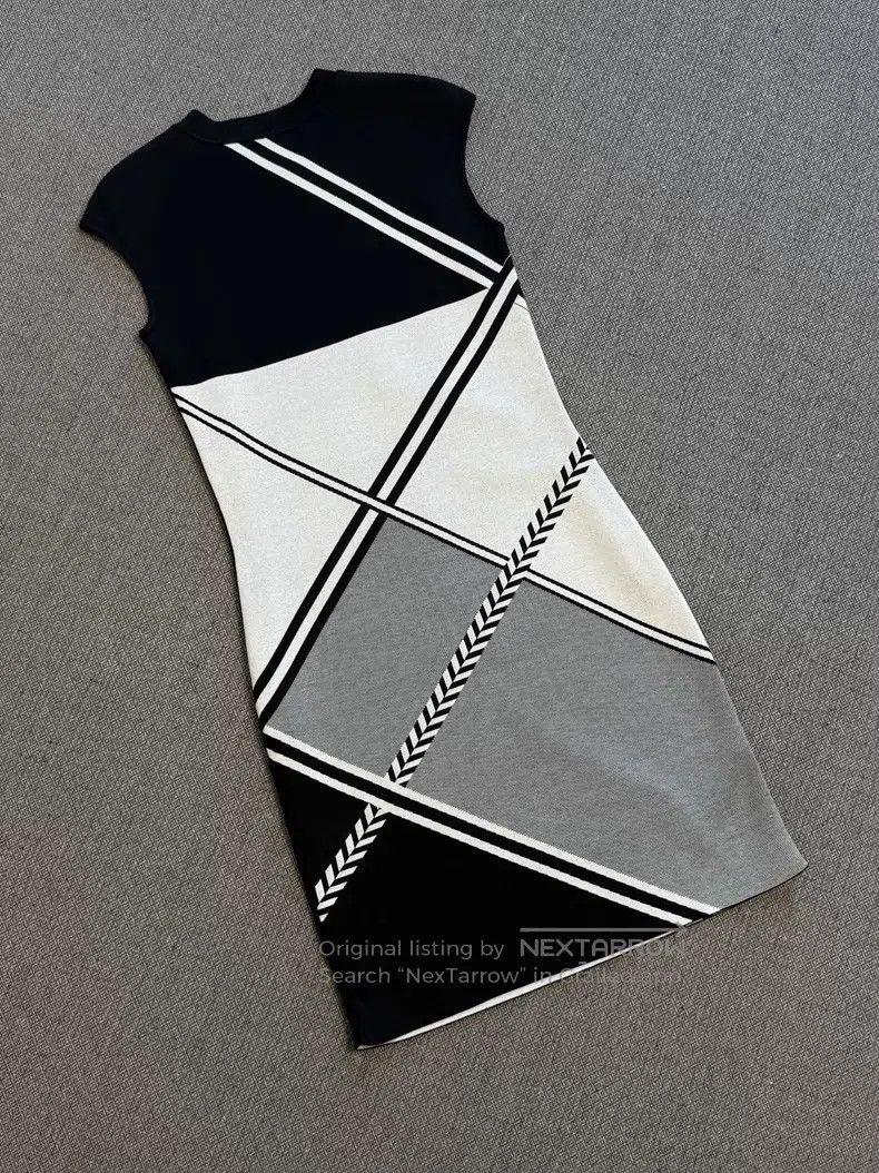 Hermes Hermes Black, white, and gray color block knitted dress Size XS / US 0-2 / IT 36-38 - 4 Thumbnail