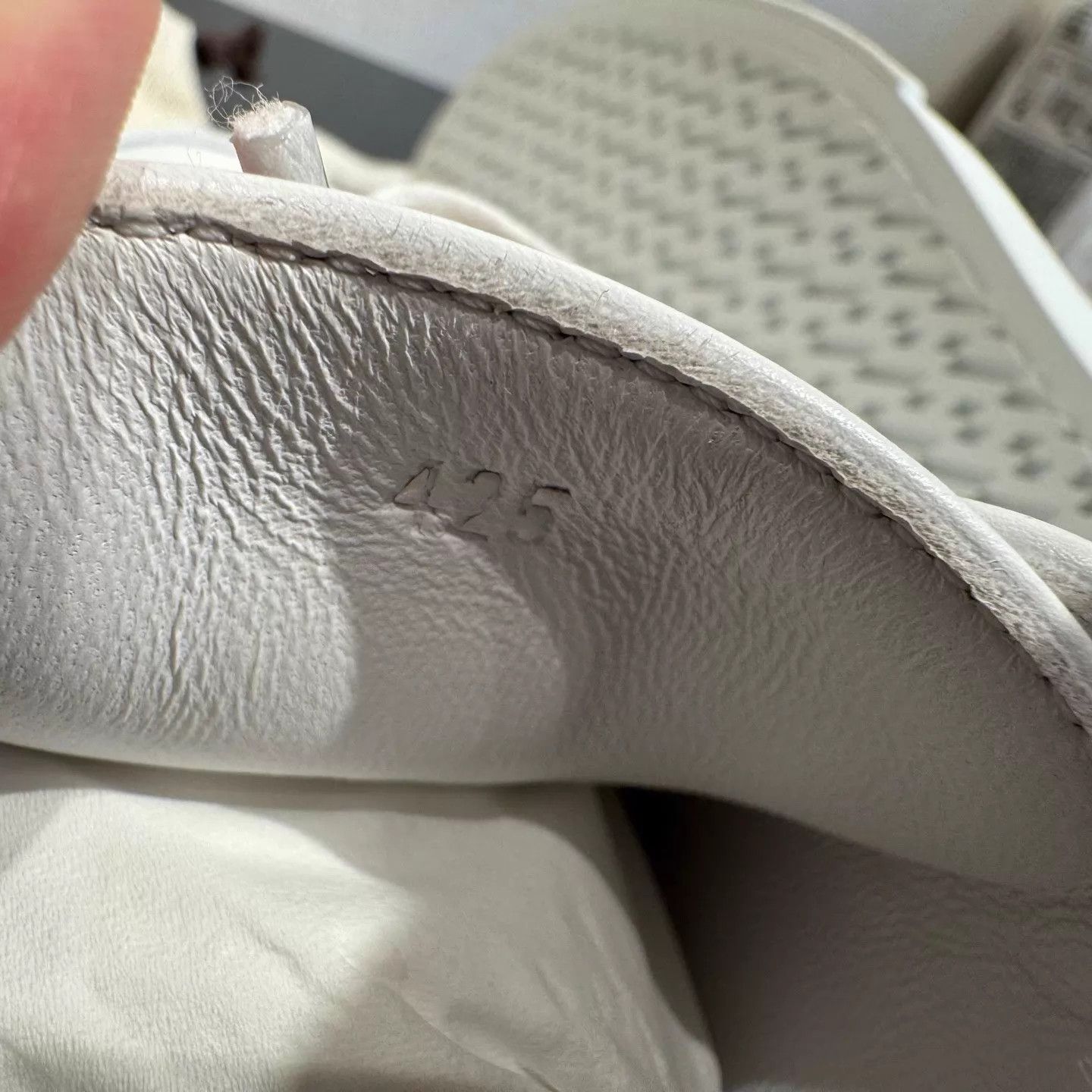 Hermes Hermes White Leather Sneaker with Brown Tail 42.5 Size US 9.5 / EU 42-43 - 5 Thumbnail