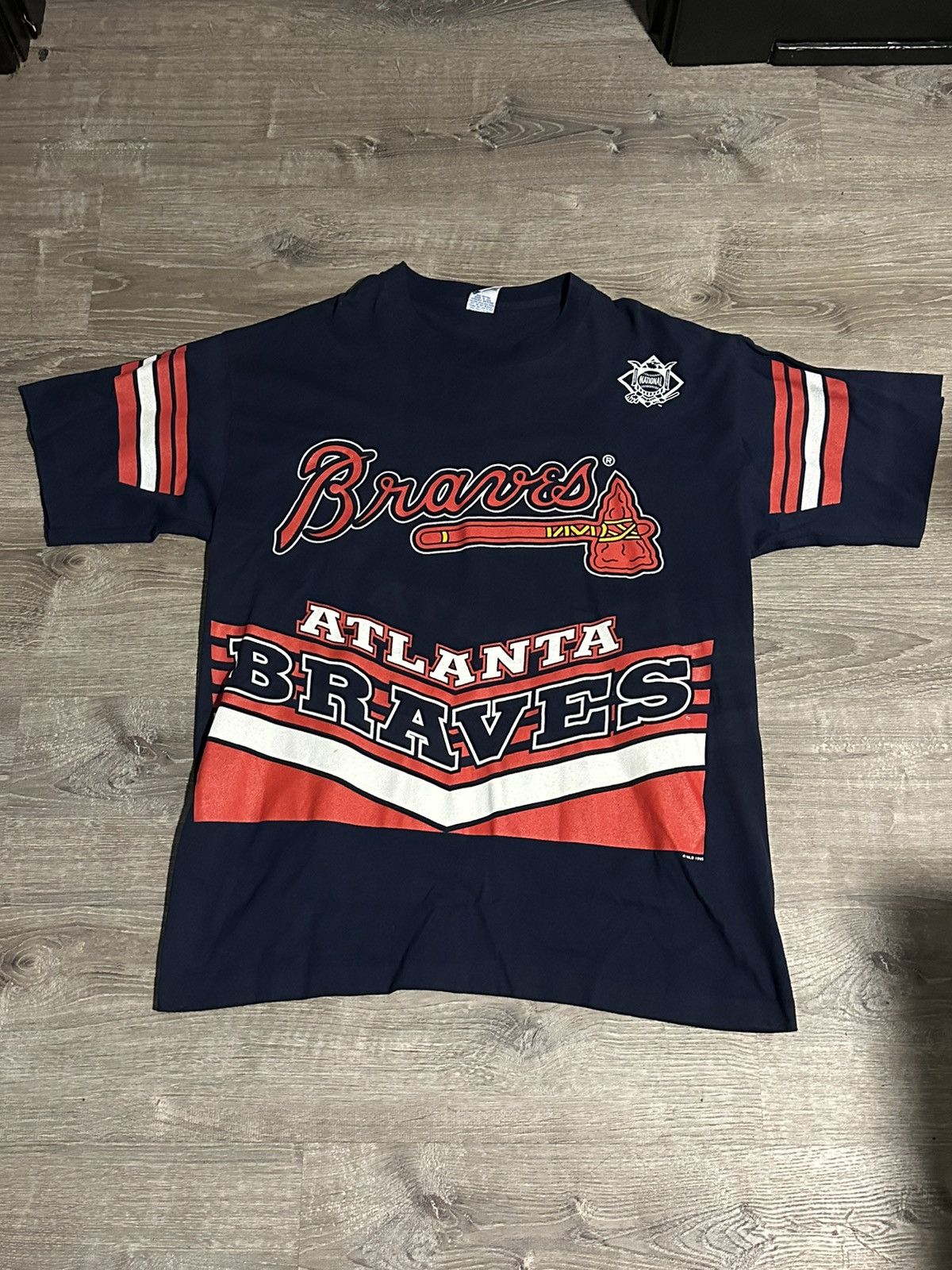 Salem Sportswear × Vintage VTG 1995 MLB Salem Sportswear Atlanta Braves AOP T-Shirt XL Size US XL / EU 56 / 4 - 1 Thumbnail