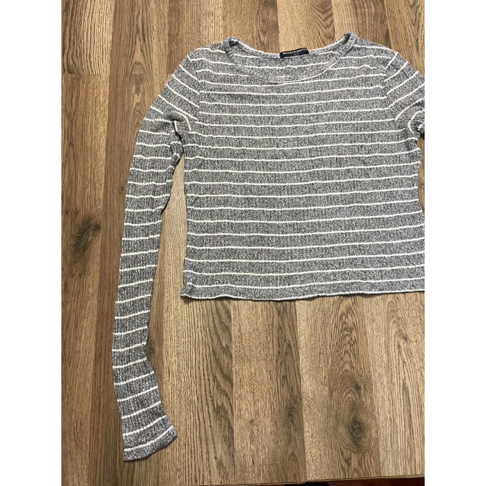 Brandy Melville VINTAGE? No. Size ONE SIZE - 3 Thumbnail