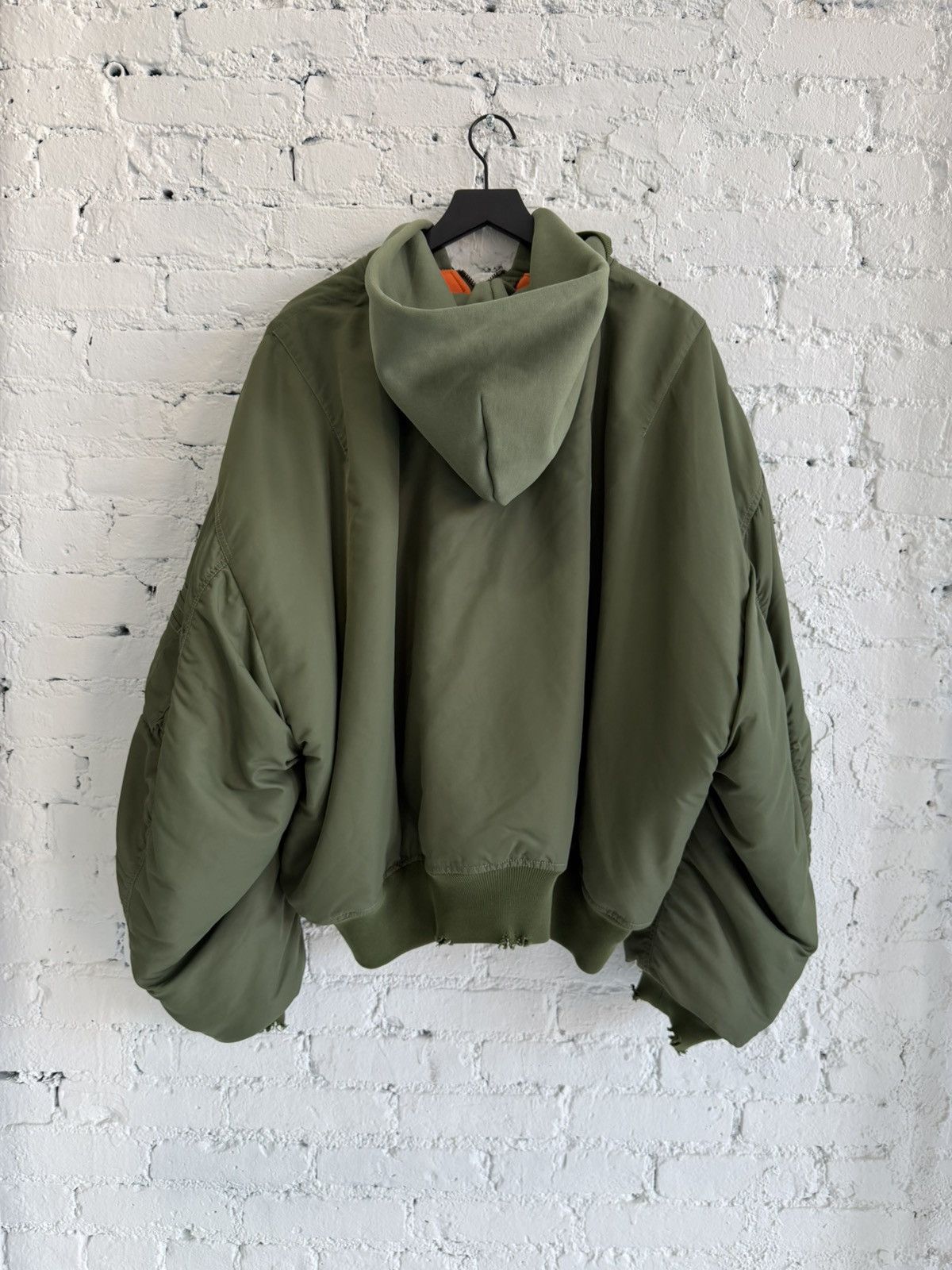 Balenciaga BALENCIAGA HOODED BOMBER Size US M / EU 48-50 / 2 - 3 Thumbnail
