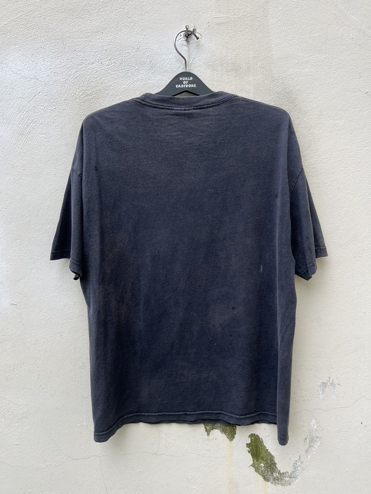 Band Tees Vintage 2002 KORN Untouchables Sun Faded Black Band t shirt Size US XL / EU 56 / 4 - 15 Thumbnail