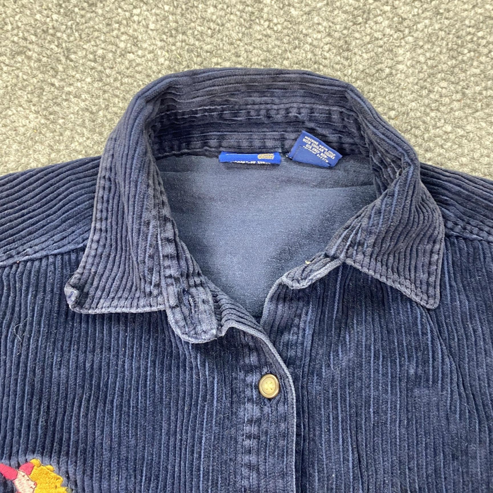 Disney VINTAGE Disney Winnie the Pooh Shirt Womens Small Corduroy Embroidered Eeyore Piglet Blue Button-Up Adult Small Womens Size S / US 4 / IT 40 - 6 Thumbnail