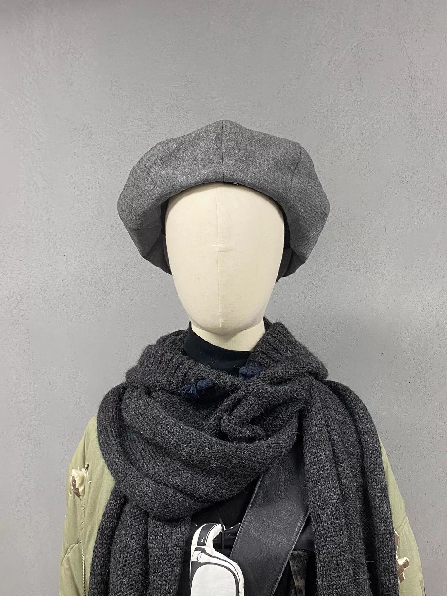Number (N)ine Number (N)ine x Angelico Gray Felt Octagonal Newsboy Cap Size ONE SIZE - 4 Thumbnail