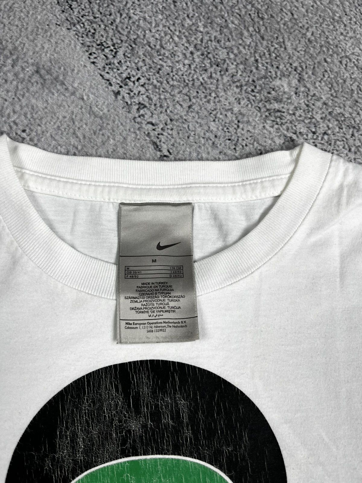 Nike Nike t shirt art vintage size m Size US M / EU 48-50 / 2 - 5 Thumbnail