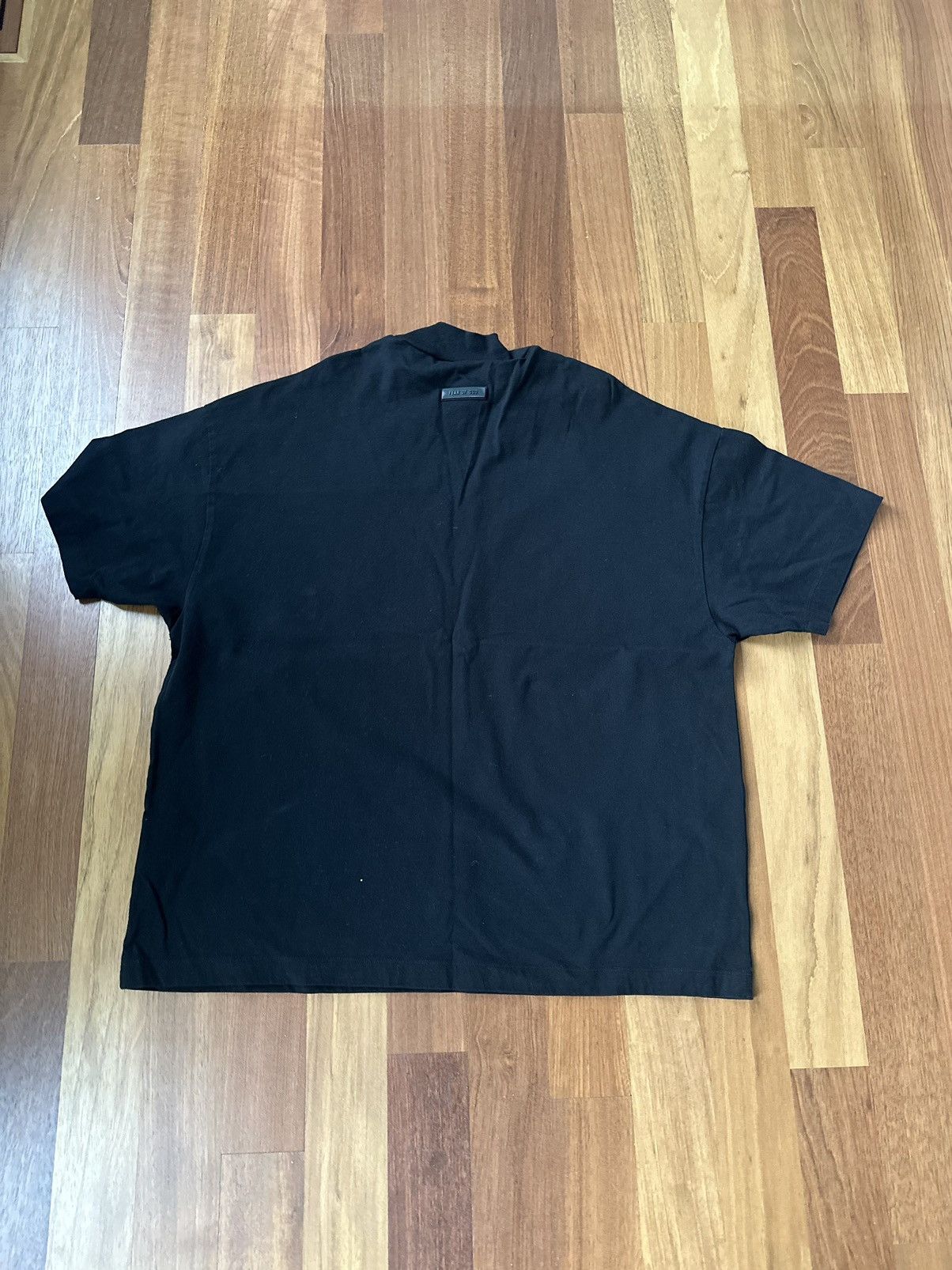 Essentials Essentials Black T shirt Size US S / EU 44-46 / 1 - 3 Thumbnail