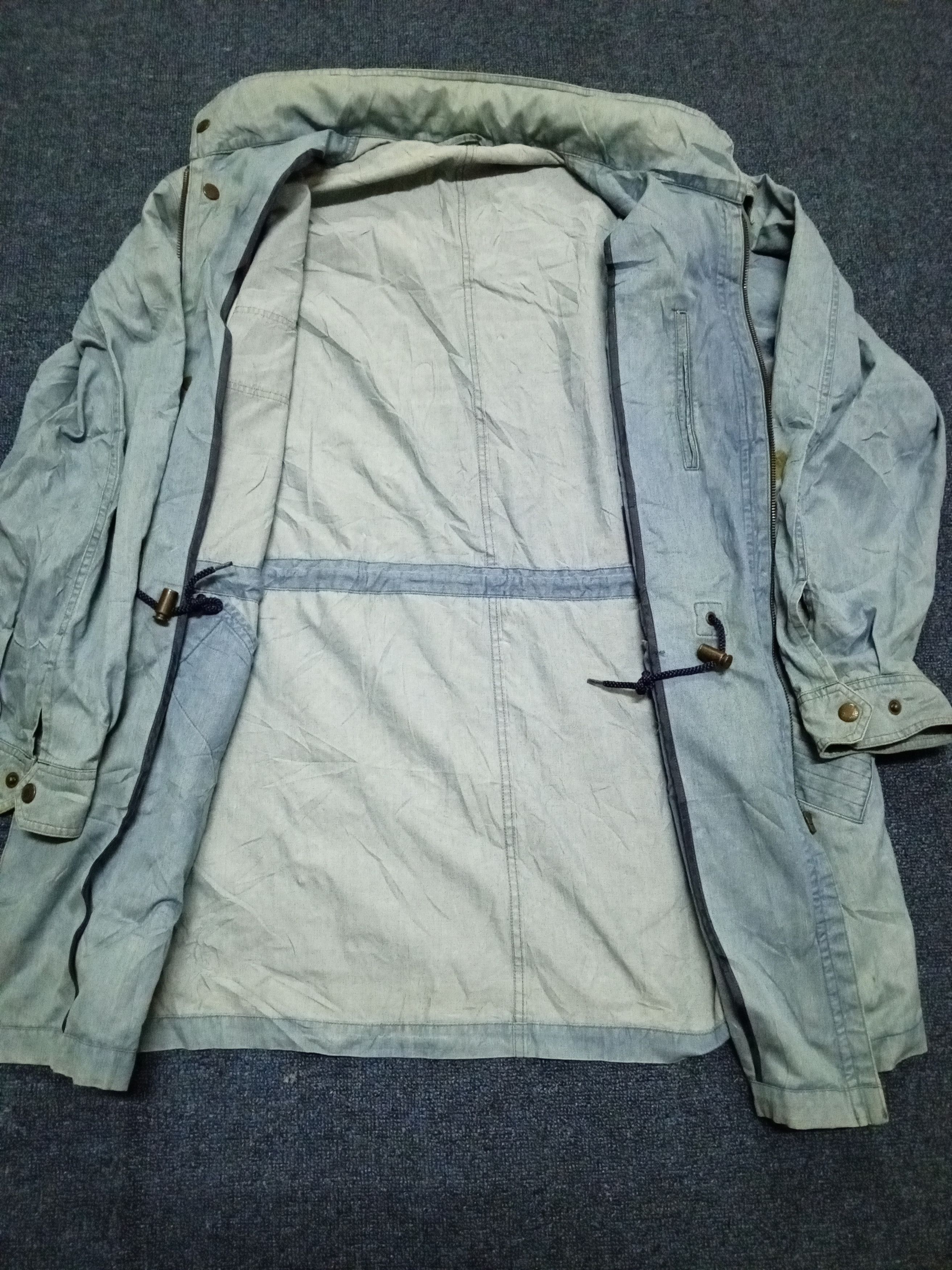 Burberry BURBERRYS LONDON LONG DENIM Size US L / EU 52-54 / 3 - 8 Thumbnail
