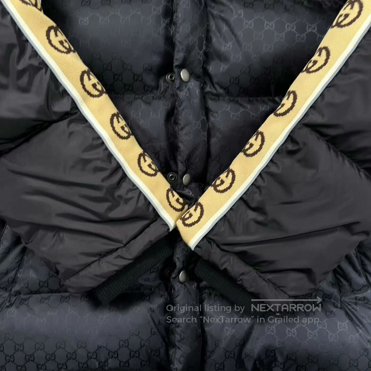 Gucci gucci black reflective puffer jacket size 46. Size US L / EU 52-54 / 3 - 4 Thumbnail