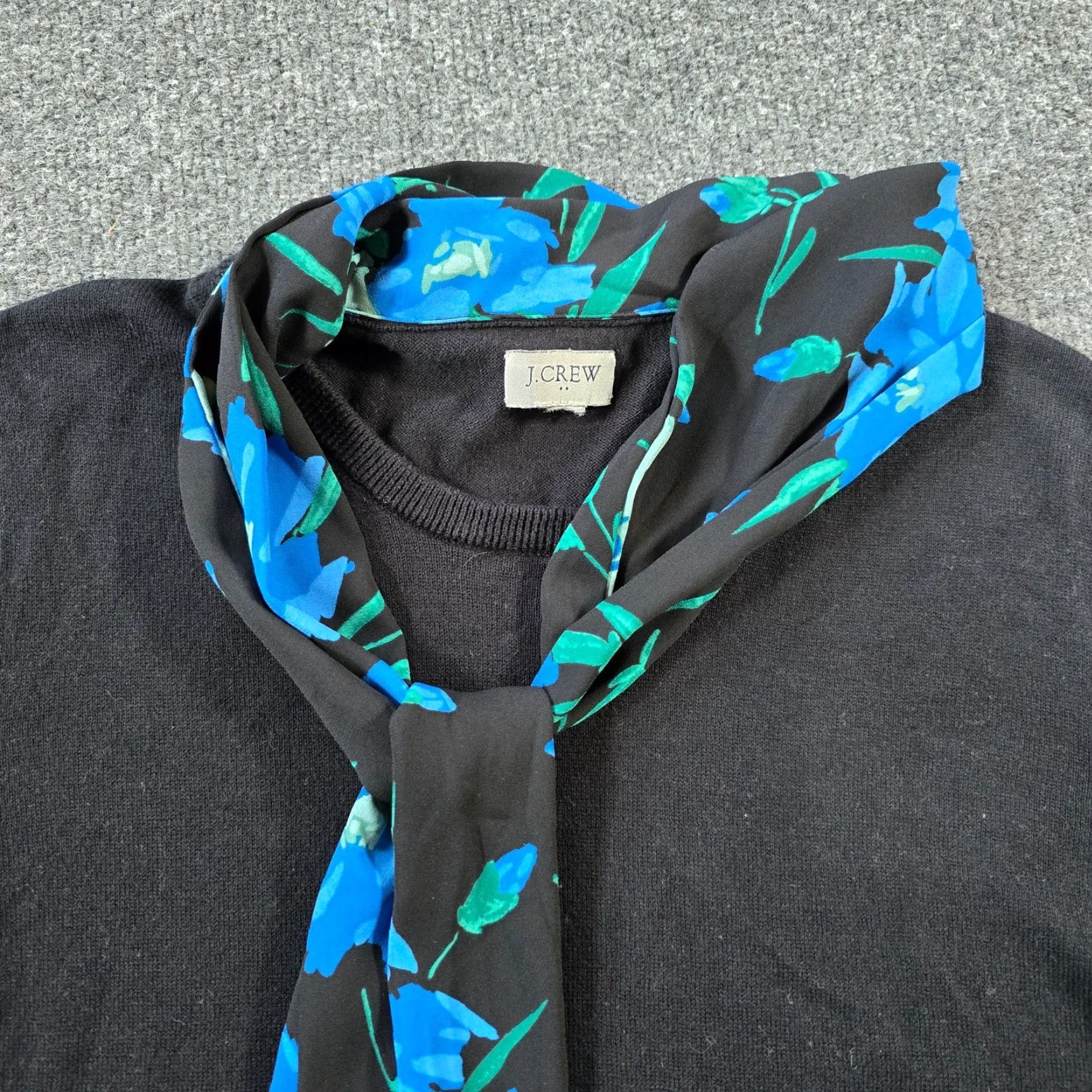 J.Crew J.CREW Sweater Womens Medium Black Green Floral Neck Tie Knit Long Sleeve Career Shirt/Top Size M / US 6-8 / IT 42-44 - 2 Thumbnail