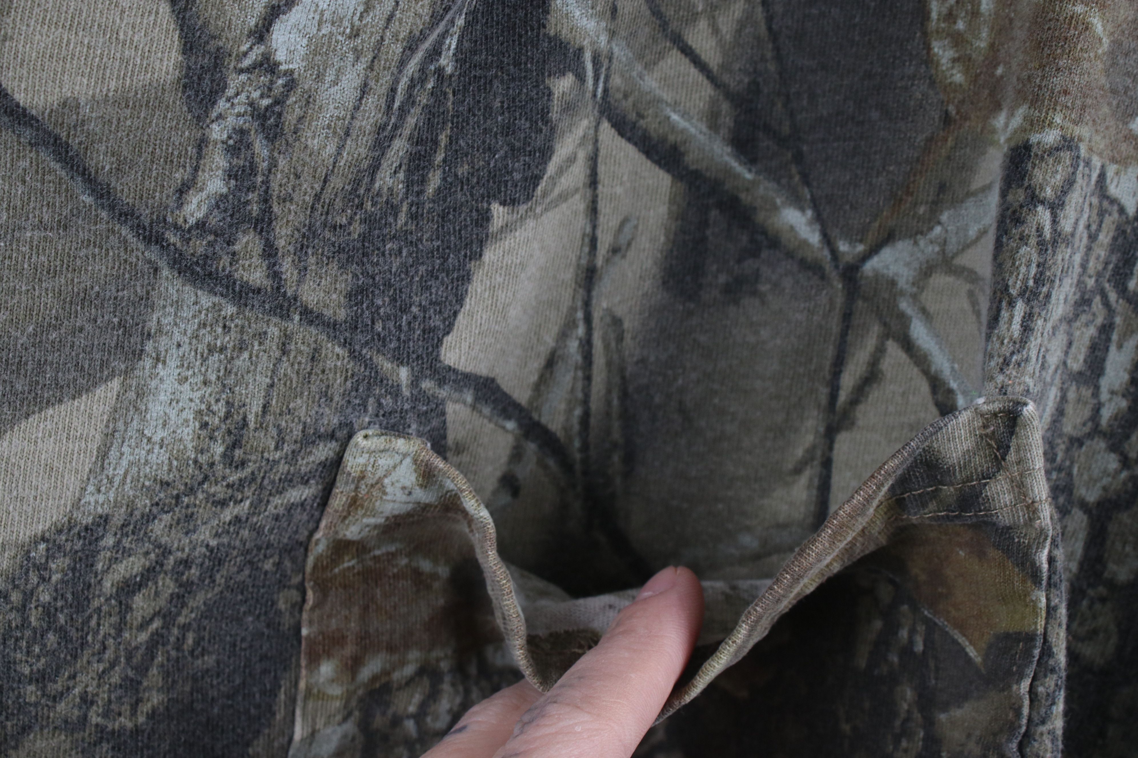 Vintage Vintage Streetwear Realtree Camouflage Long Sleeve T-Shirt Size US XXL / EU 58 / 5 - 6 Thumbnail