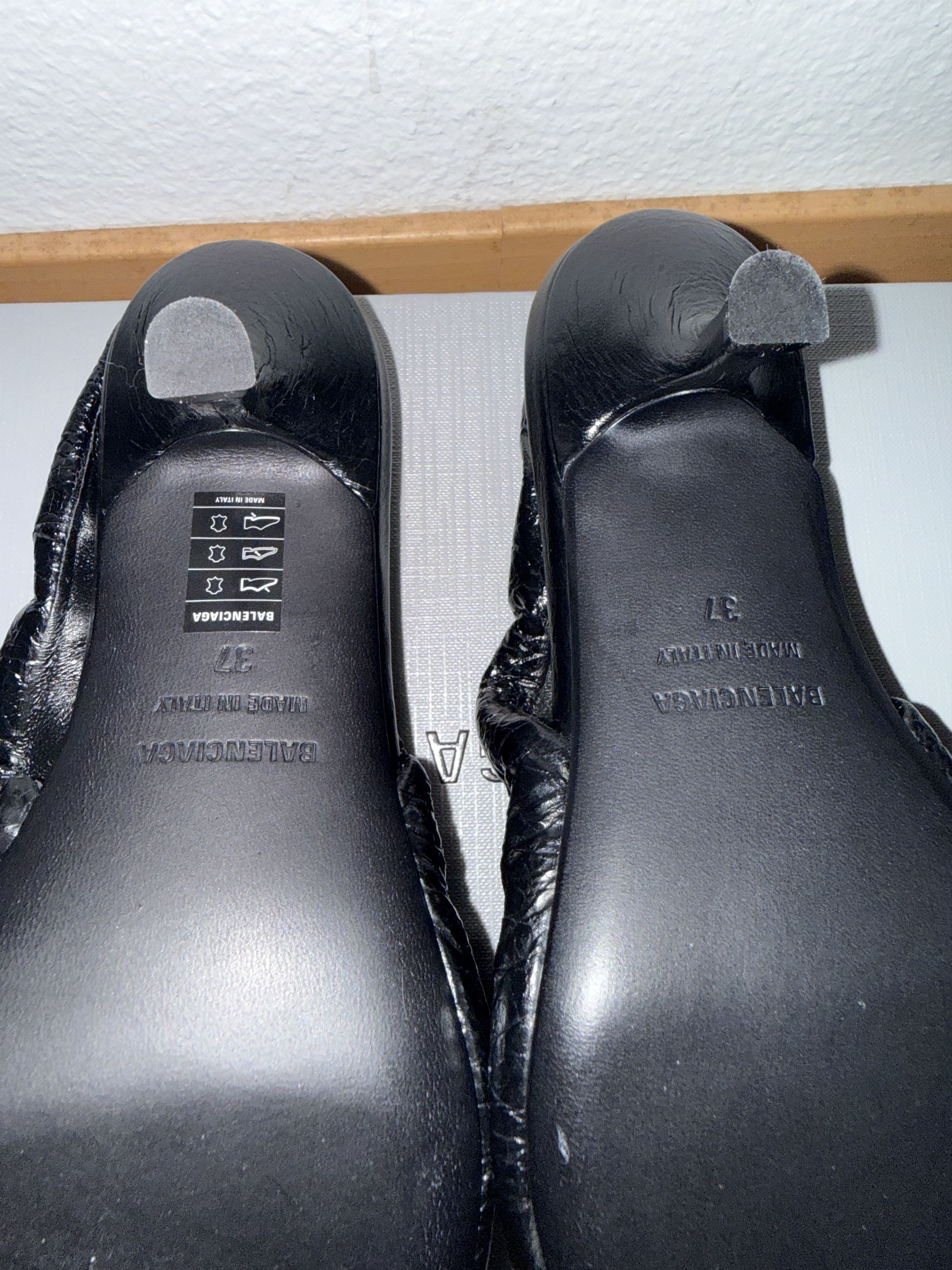 Balenciaga BALENCIAGA MONACO BB PUMPS Size US 7 / IT 37 - 4 Thumbnail
