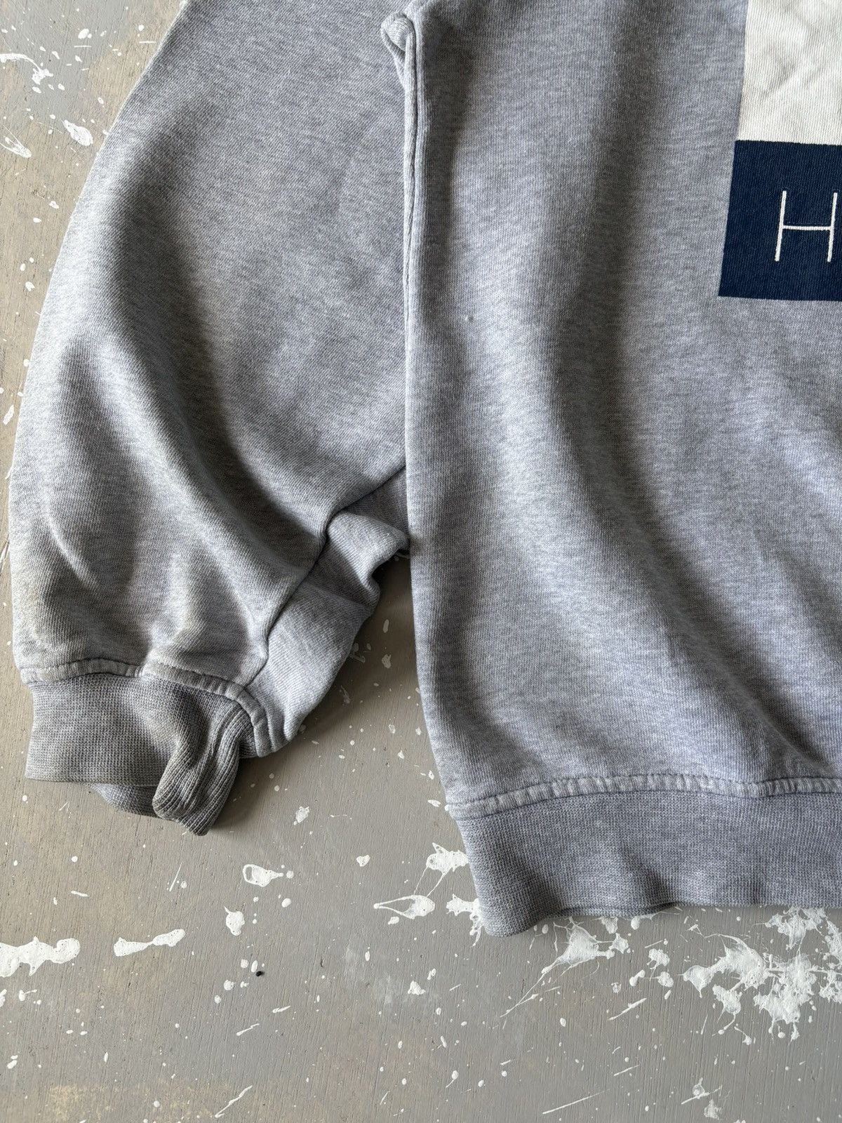 Tommy Hilfiger TOMMY HILFIGER Big Logo Oversized Sweatshirt Jumper Crewneck Size US L / EU 52-54 / 3 - 4 Thumbnail