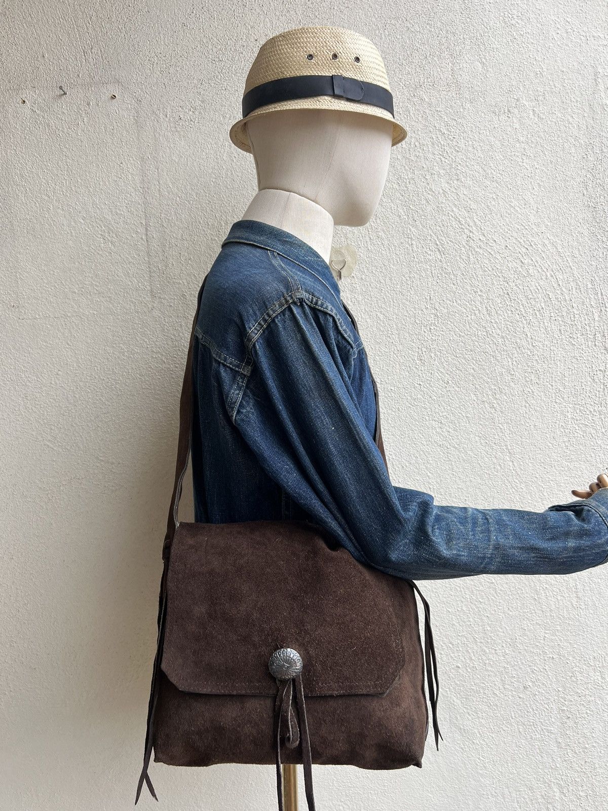 Japanese Brand Vintage Unknown Japan Brand Brown Suede Leather Bag Size ONE SIZE - 2 Thumbnail