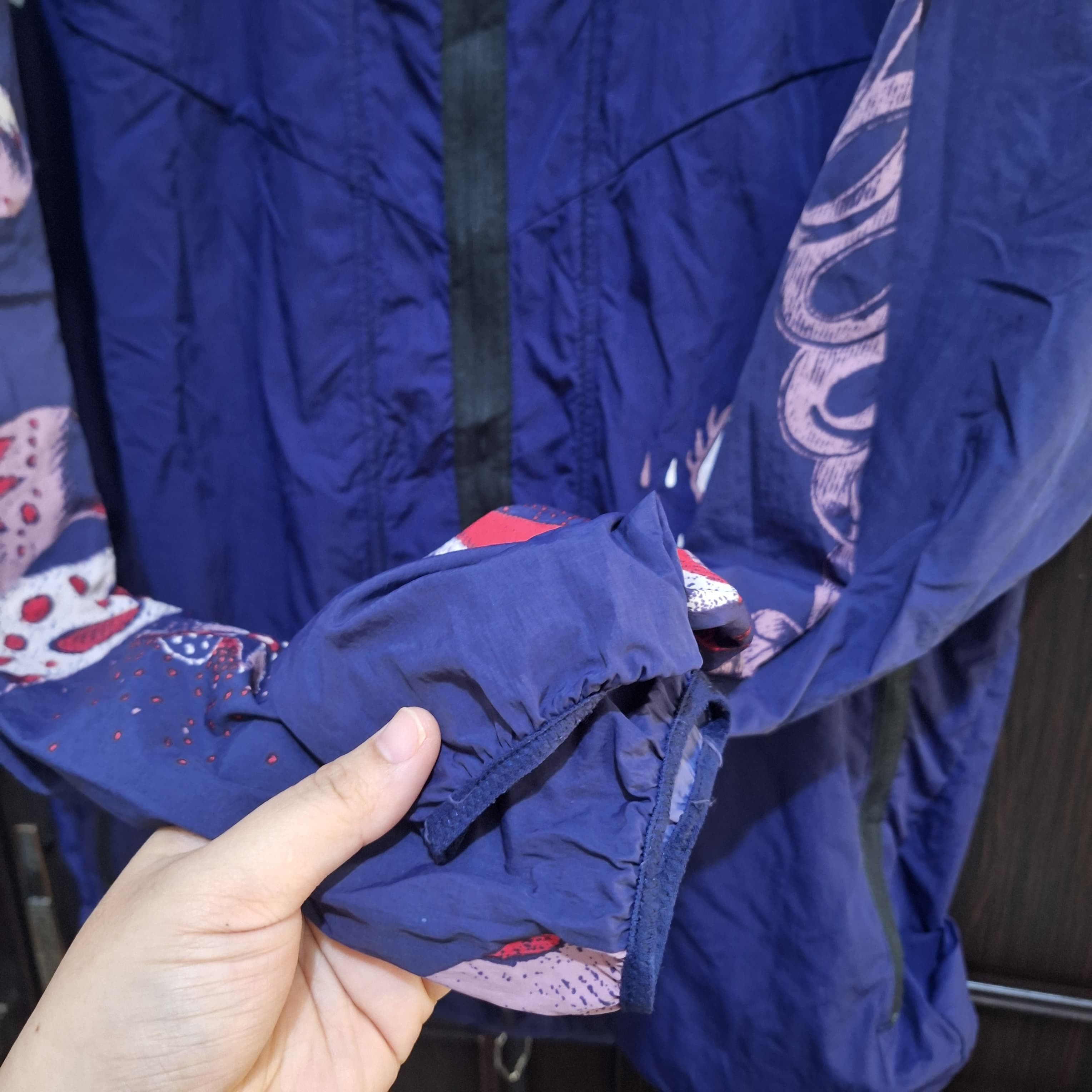 Nike Nike Chinese Purple Dragon Wild Run Jacket Size US XL / EU 56 / 4 - 5 Thumbnail