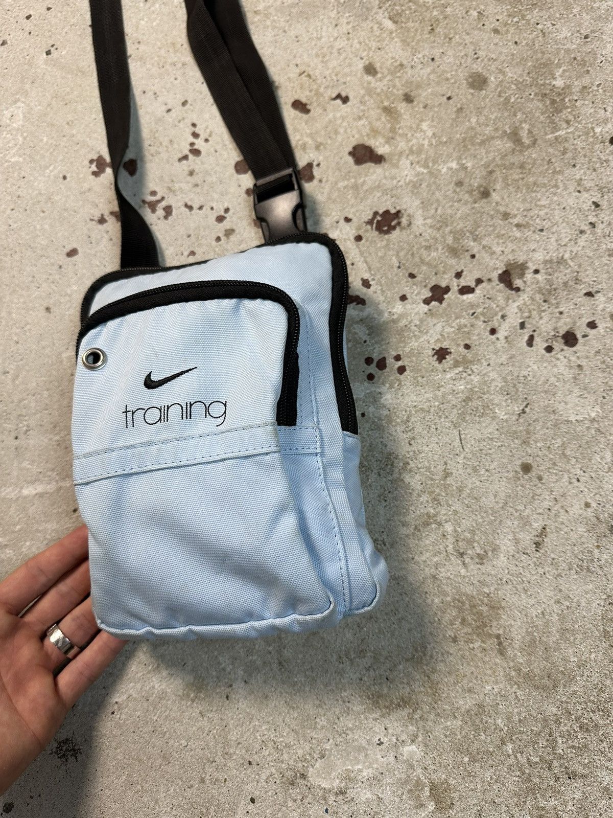 Nike Vintage Y2K Nike Baby Blue Messenger Crossbody Bag Swoosh Size ONE SIZE - 4 Thumbnail