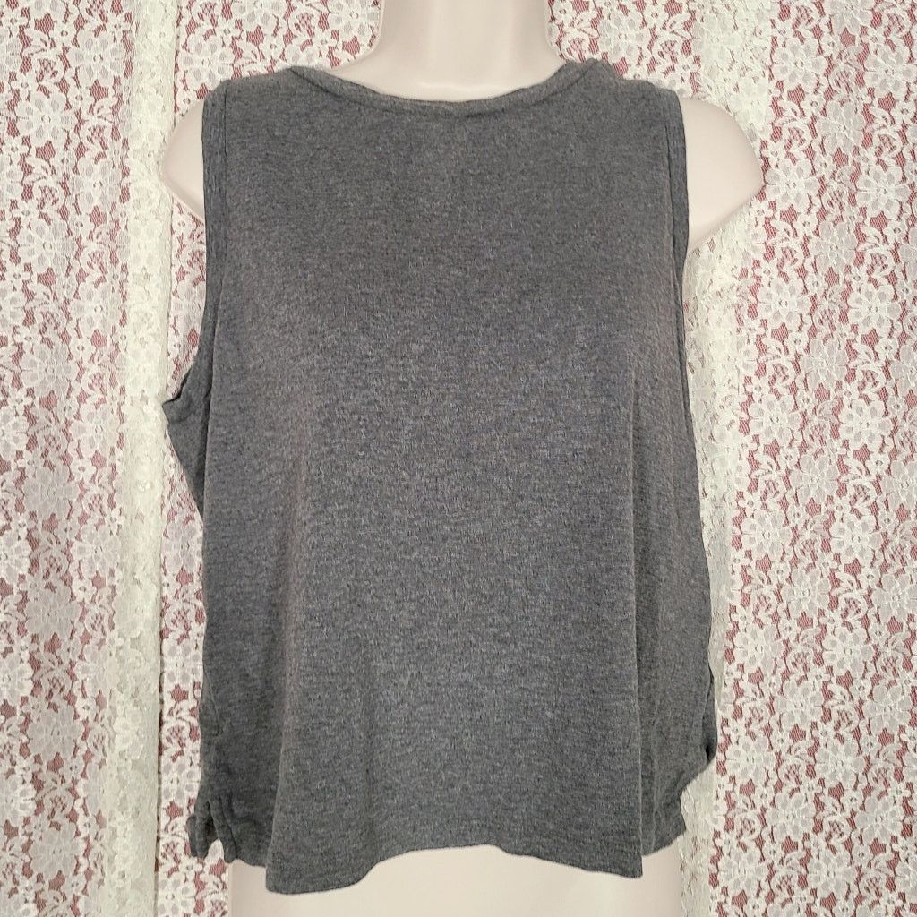 Banana Republic Banana republic gray knit sleeveless top size medium petite Size M / US 6-8 / IT 42-44 - 1 Thumbnail