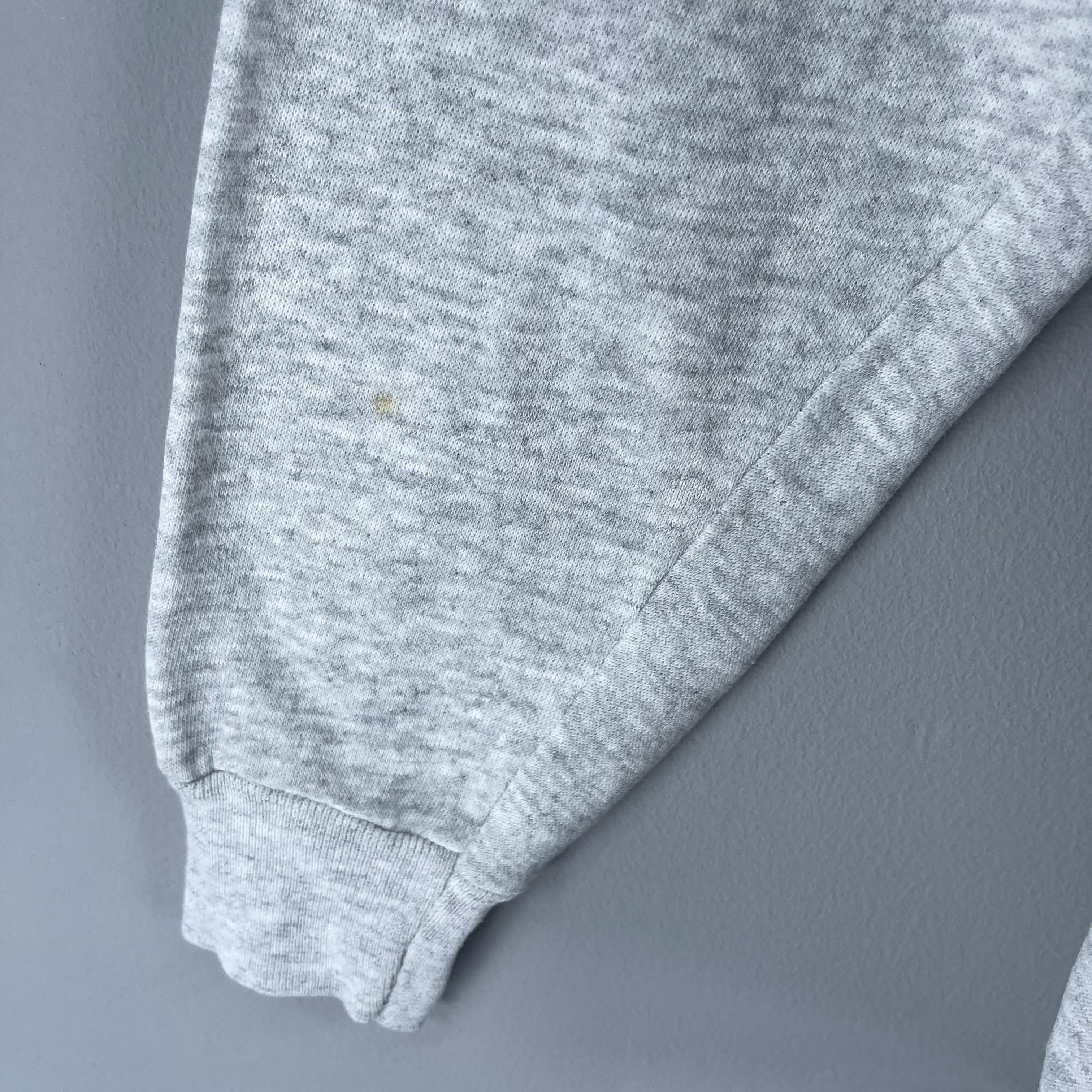 Vintage Vintage 90's Plain Gray Sweatshirt Crewneck Made In Usa Size US M / EU 48-50 / 2 - 5 Thumbnail