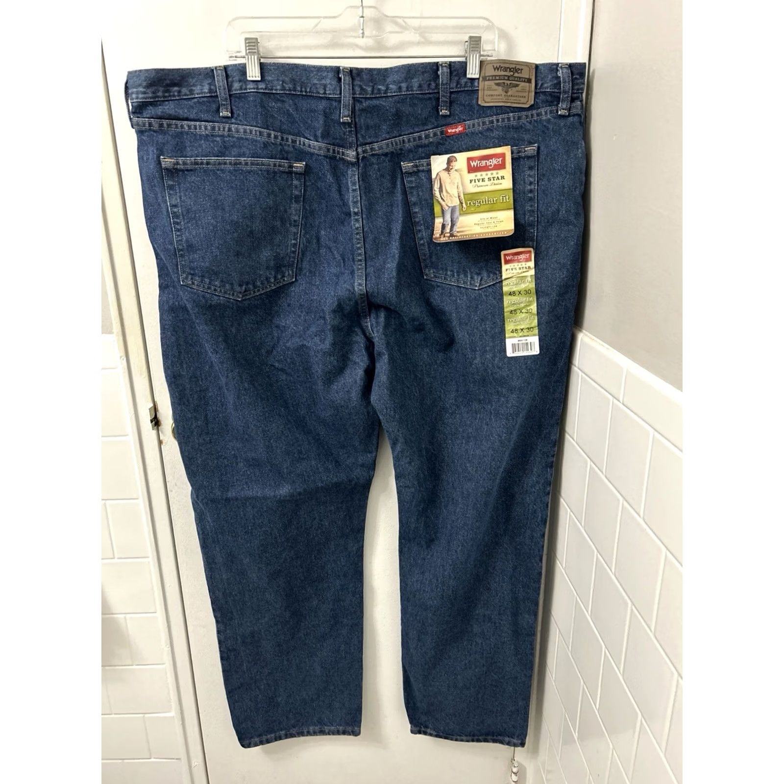 Wrangler Wrangler Five Star Jeans Mens 48x30 Blue Regular Fit Straight Leg Denim NWT Size US 32 / EU 48 - 2 Thumbnail