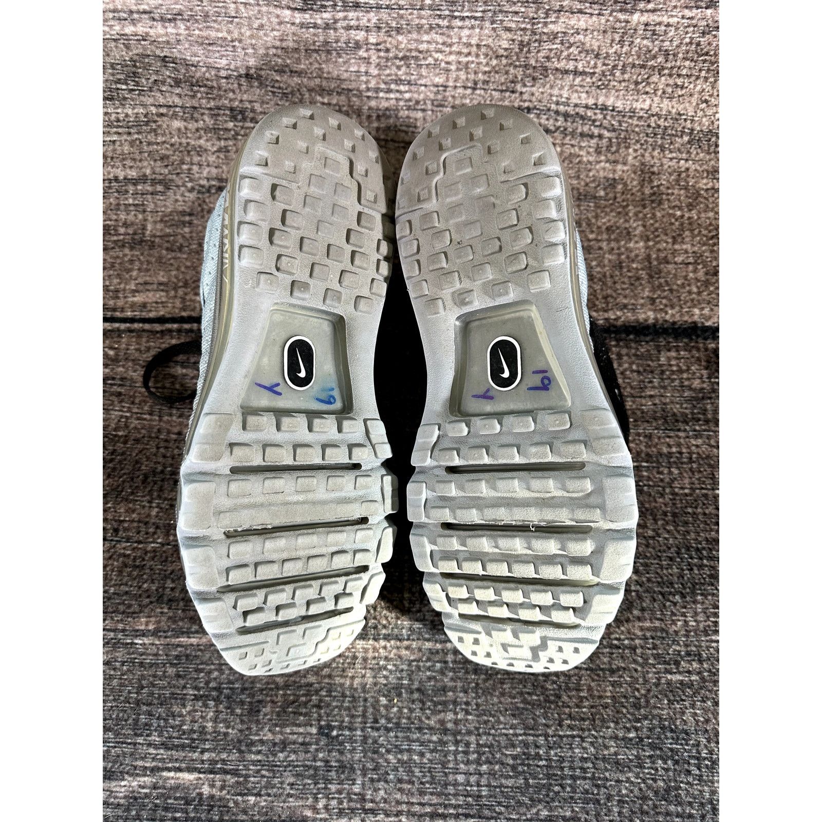 Nike Nike Air Max Sneakers Shoes 2016-2017 Size 8 Grey 849559-003 Size US 8 / EU 41 - 9 Thumbnail