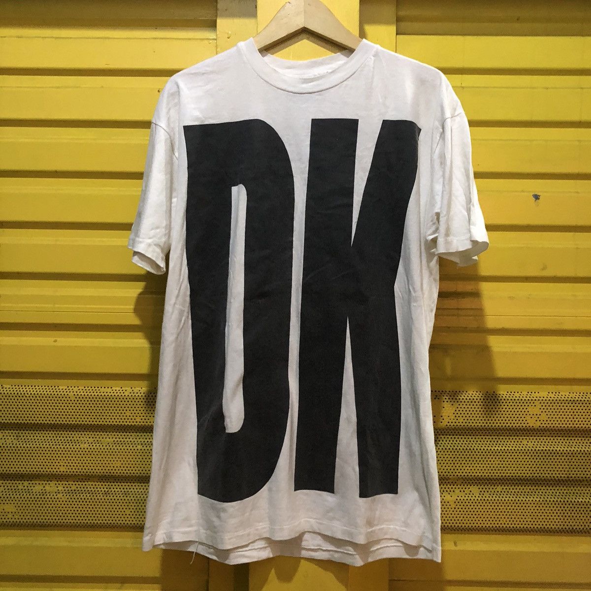 DKNY DKNY streetwear tee Size US XL / EU 56 / 4 - 1 Thumbnail